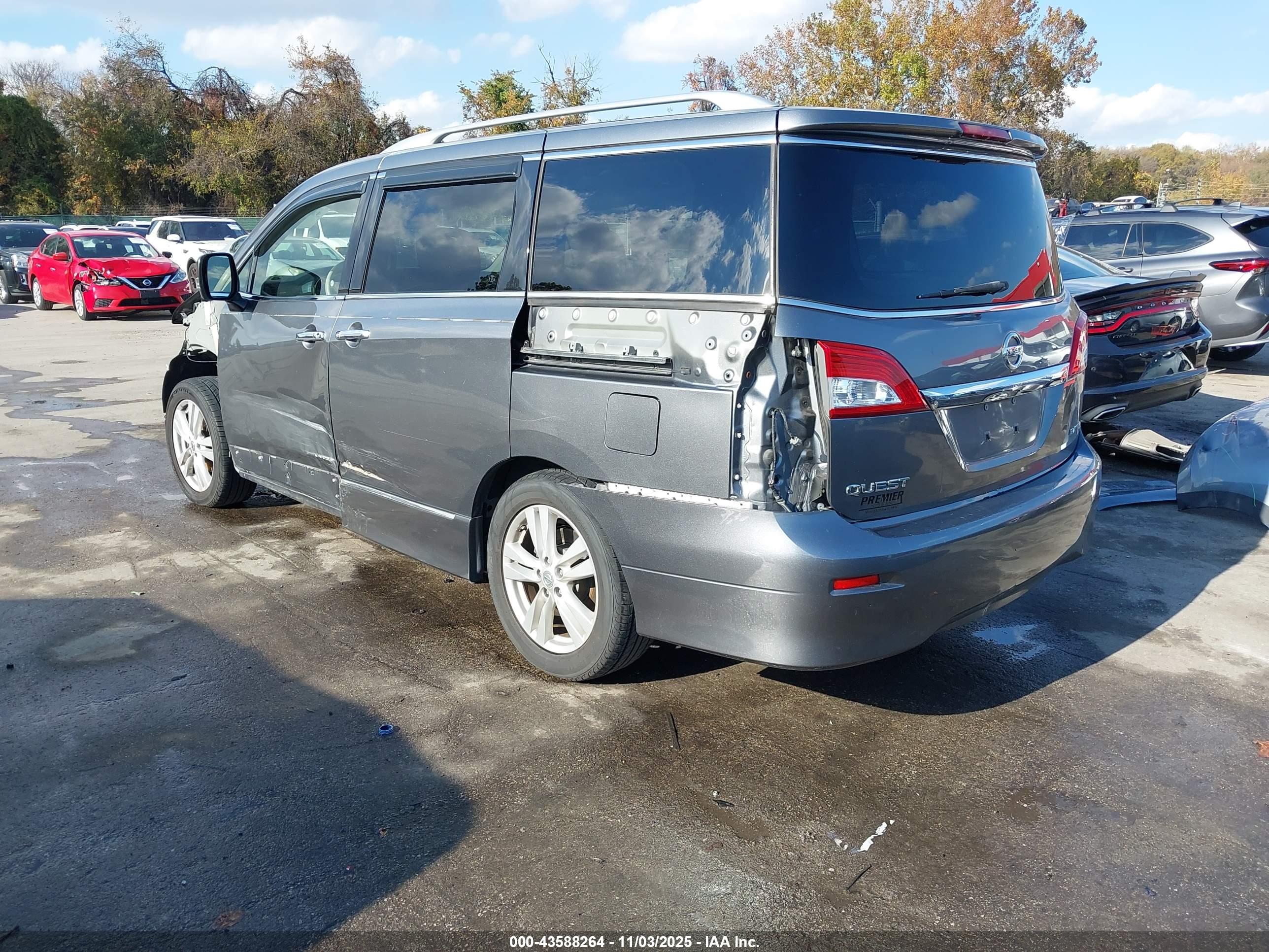 NISSAN QUEST image 3