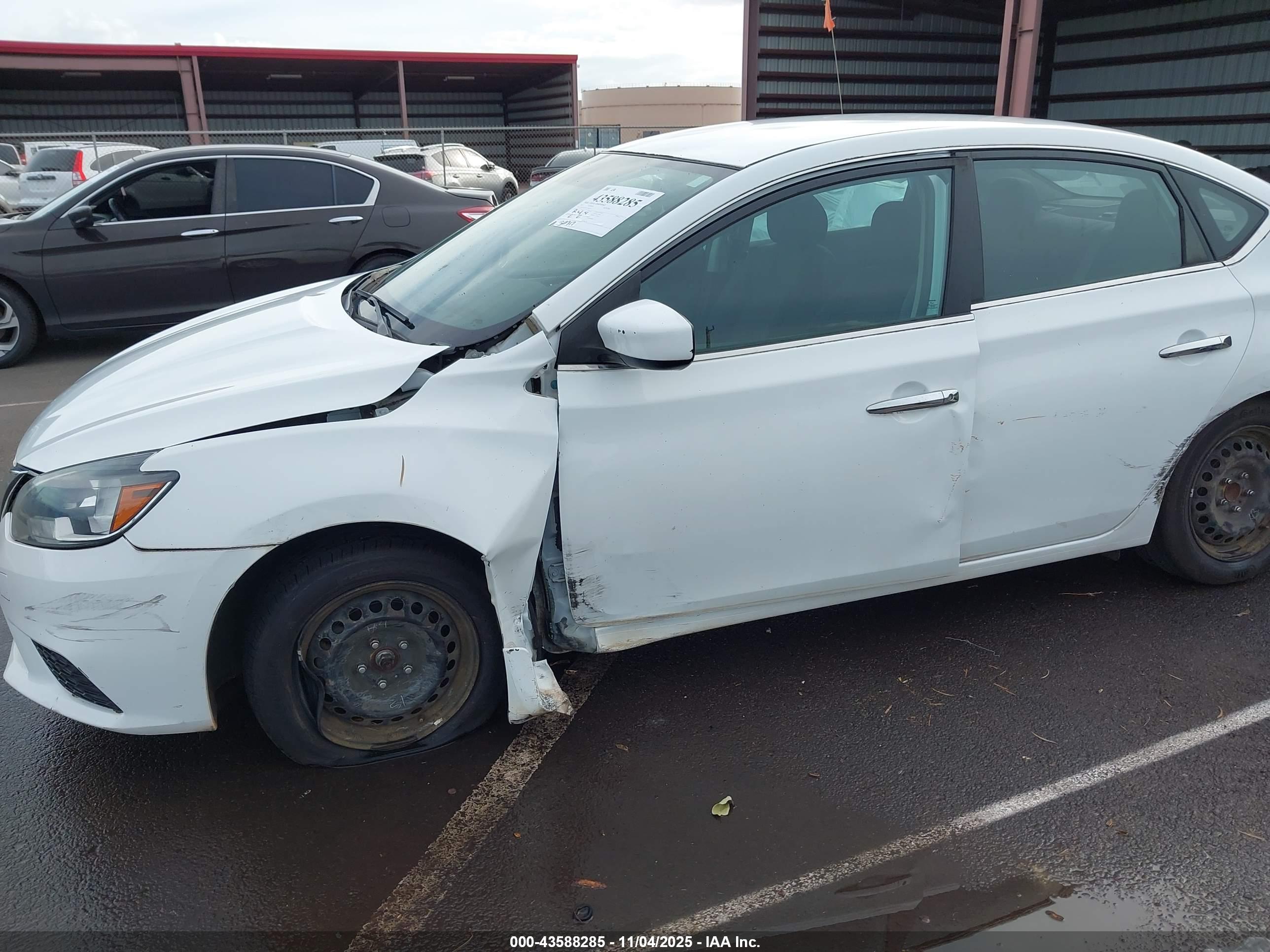 NISSAN SENTRA image 6