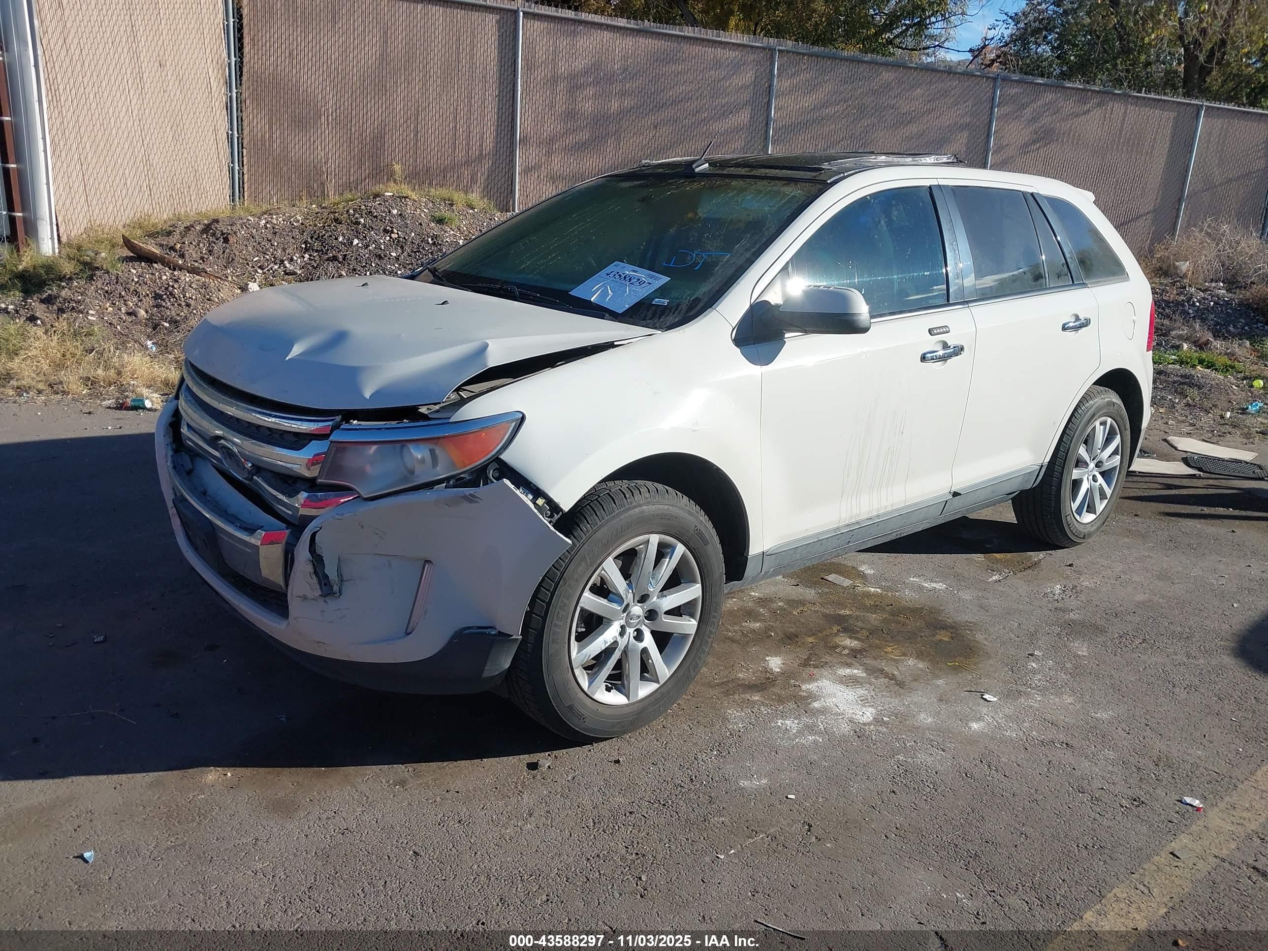 FORD EDGE image 2