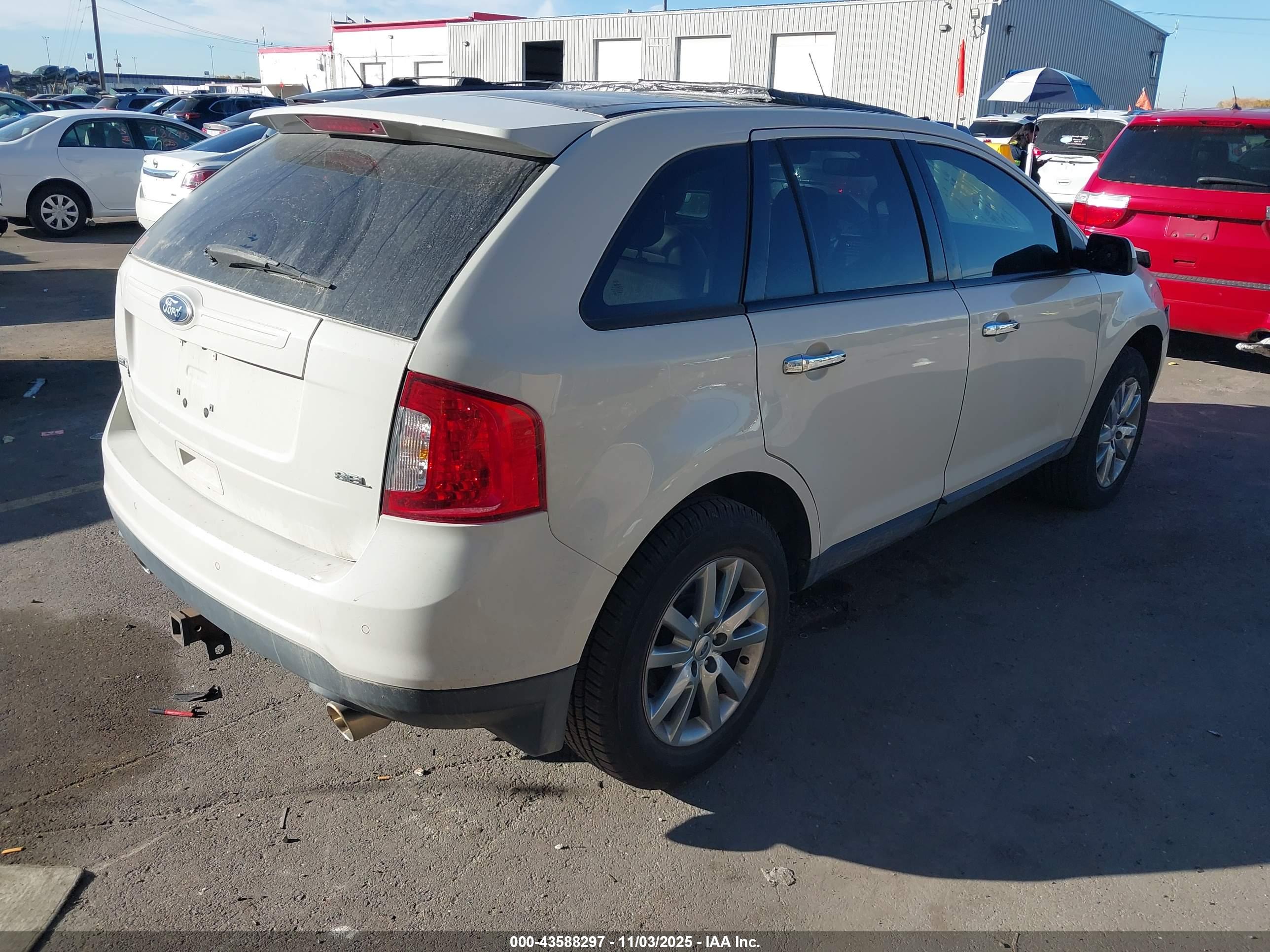 FORD EDGE image 4