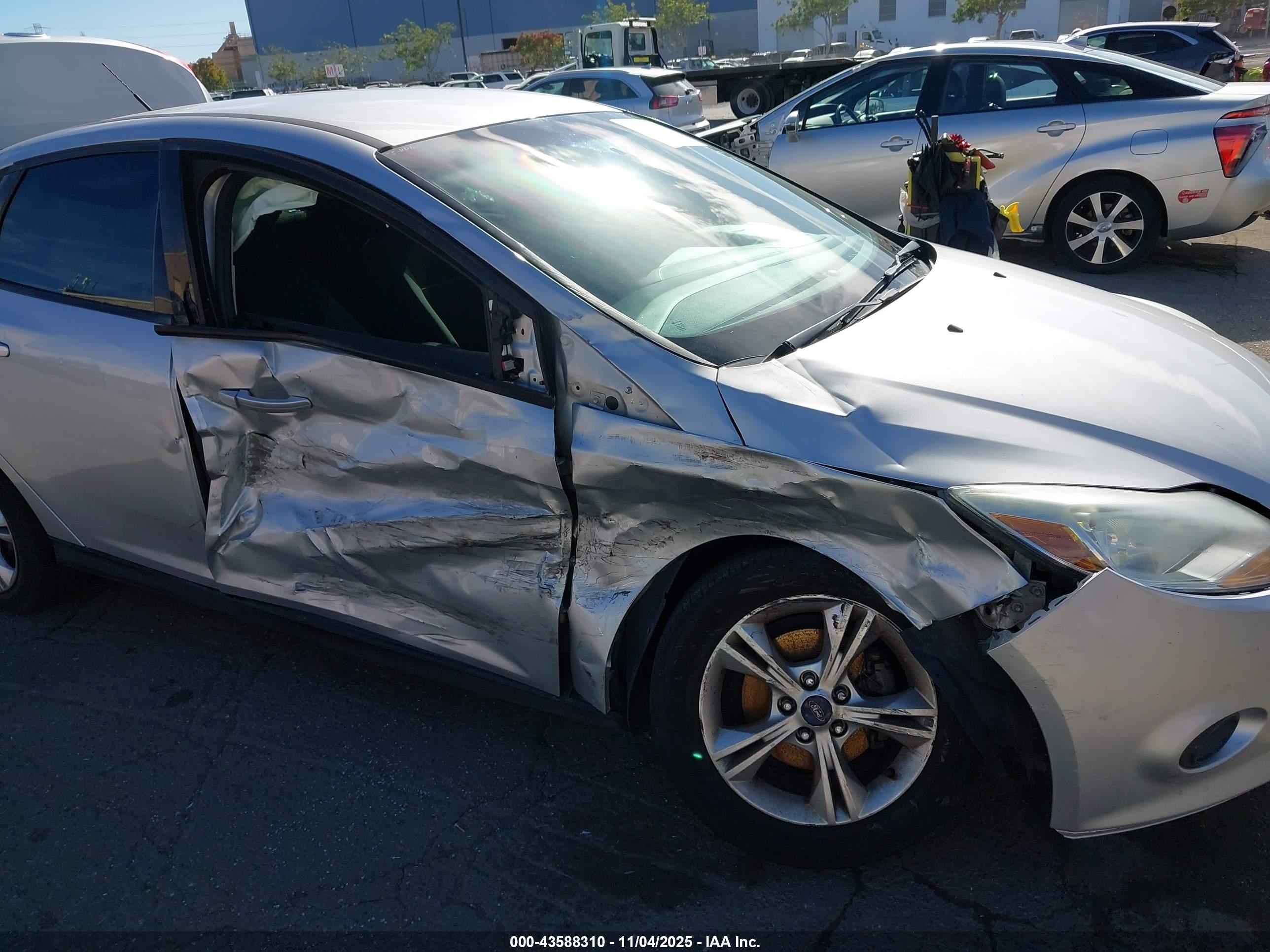 FORD FOCUS image 6