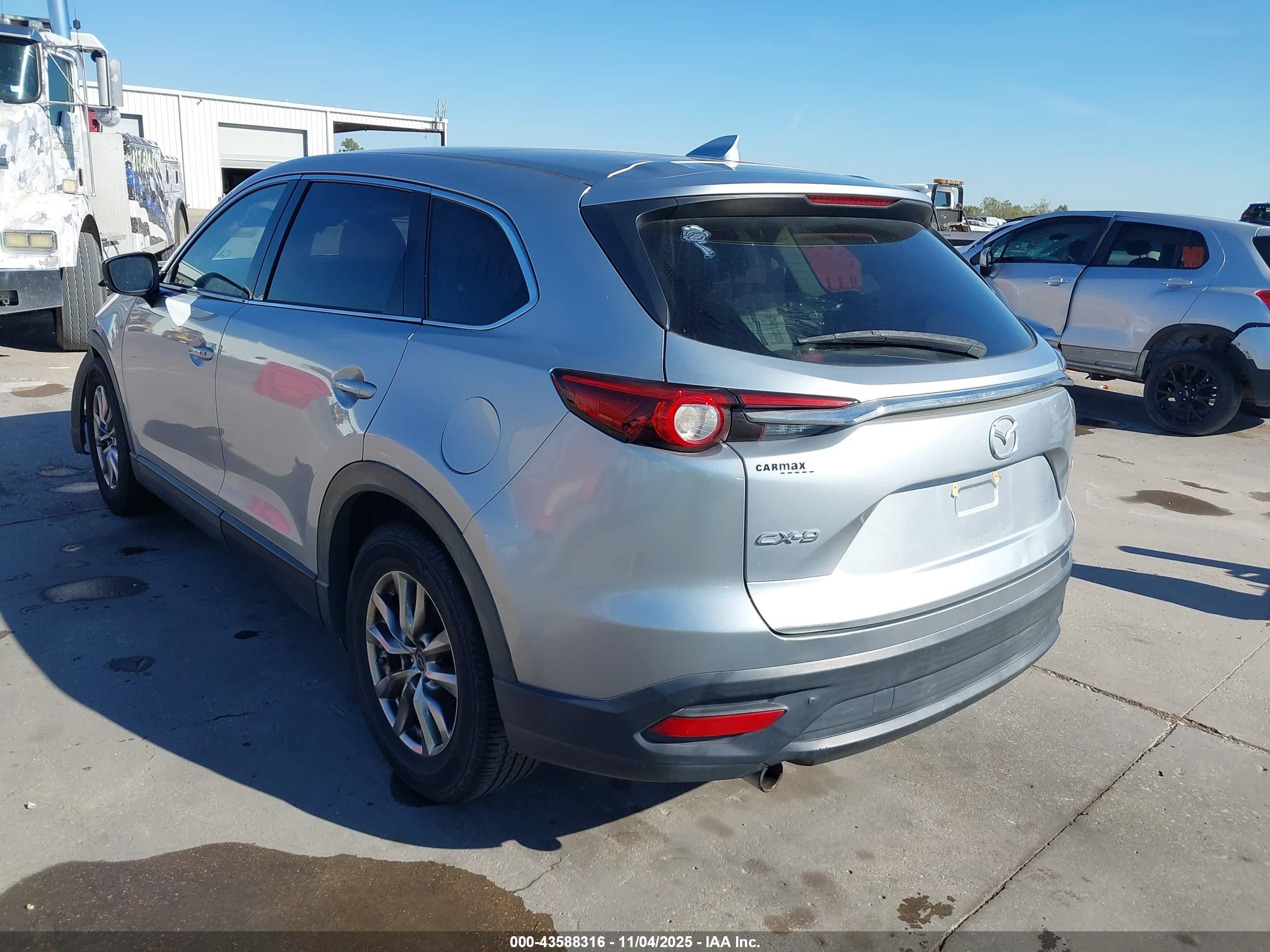 MAZDA CX-9 image 3