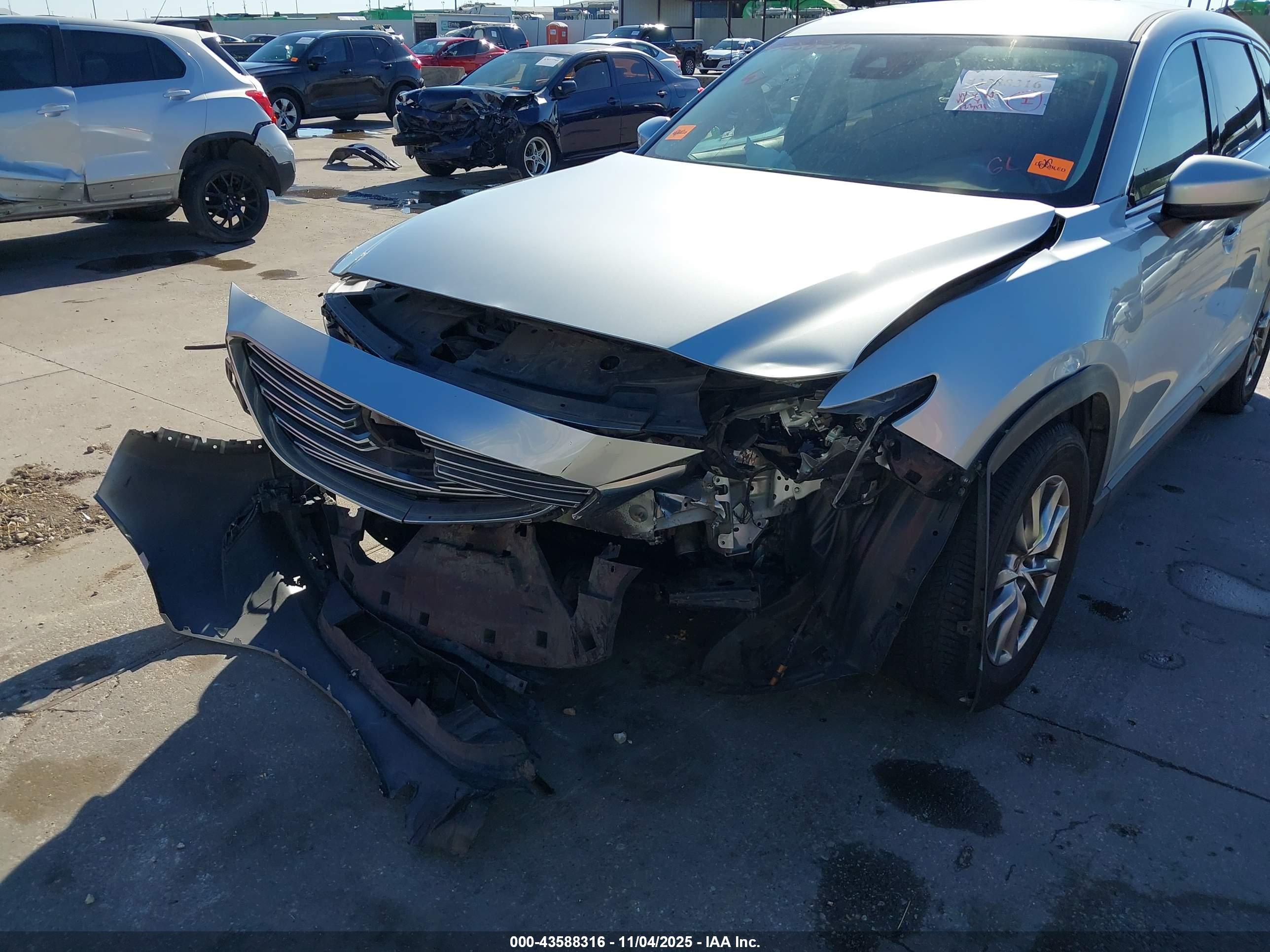 MAZDA CX-9 image 6