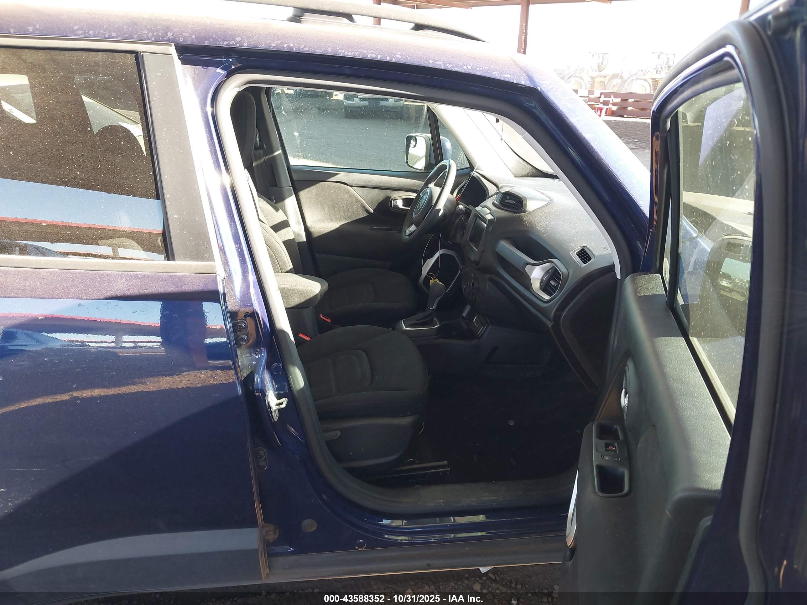 JEEP RENEGADE image 5