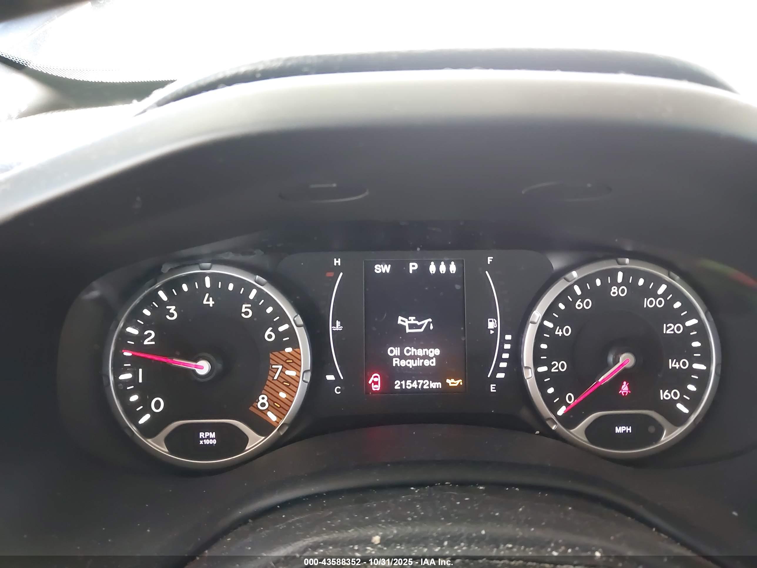 JEEP RENEGADE image 7
