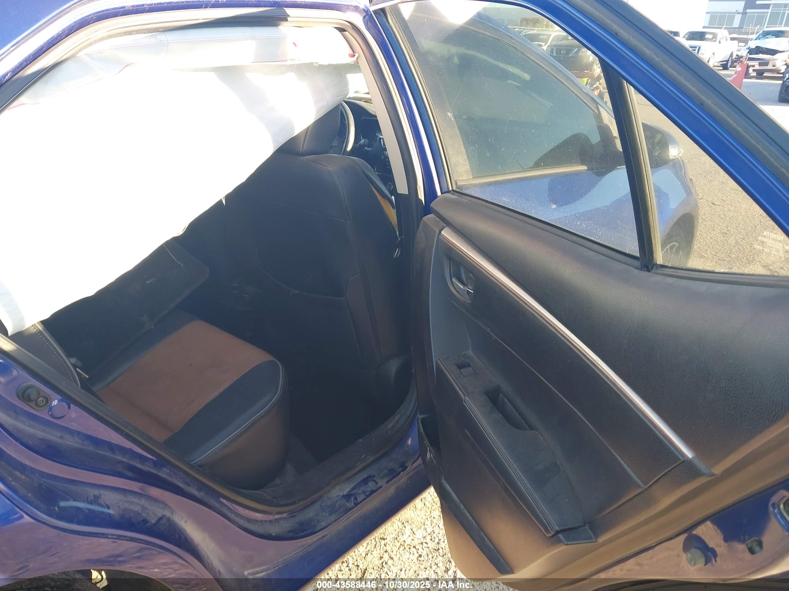 TOYOTA COROLLA image 8