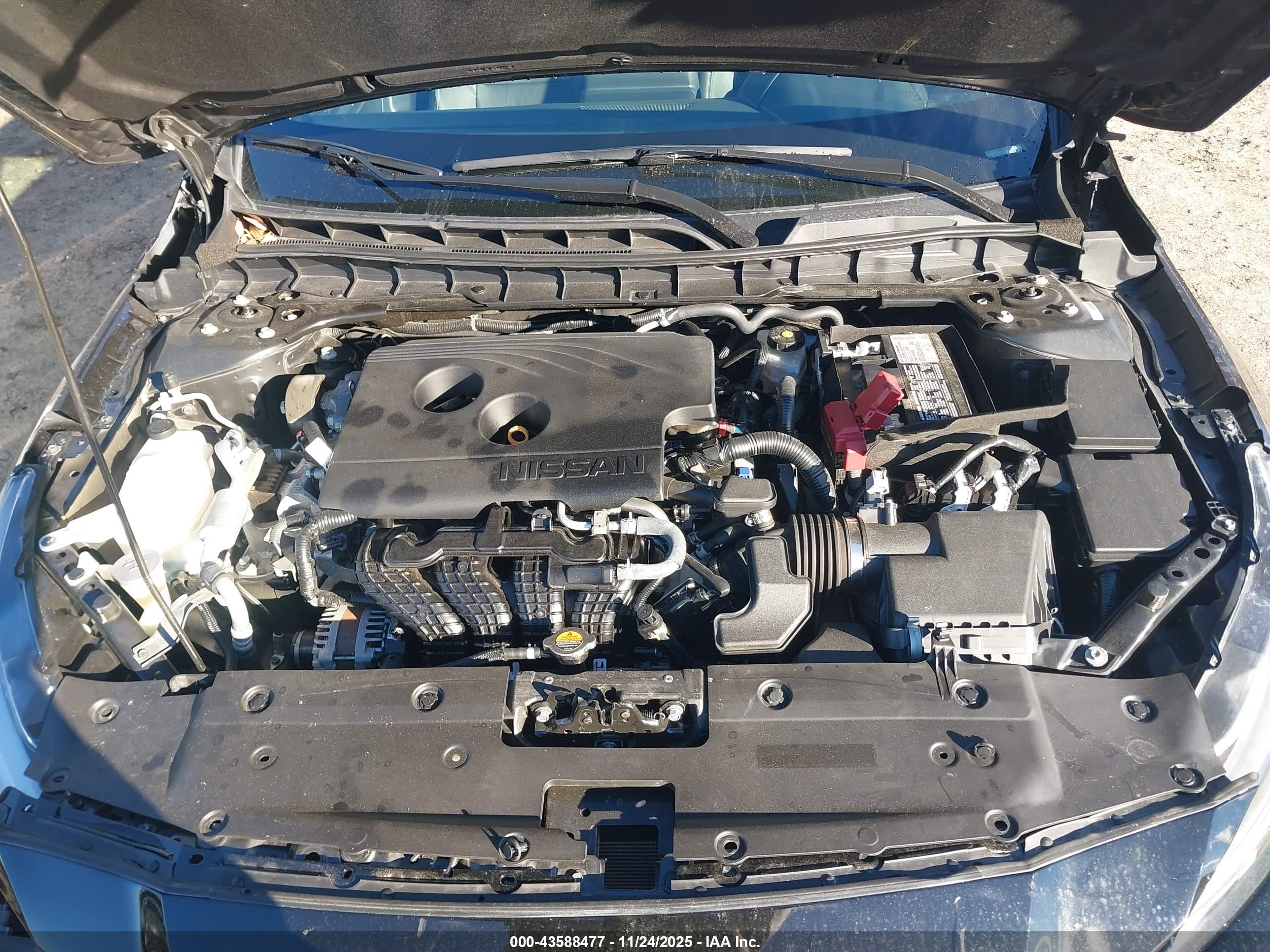 NISSAN ALTIMA image 10