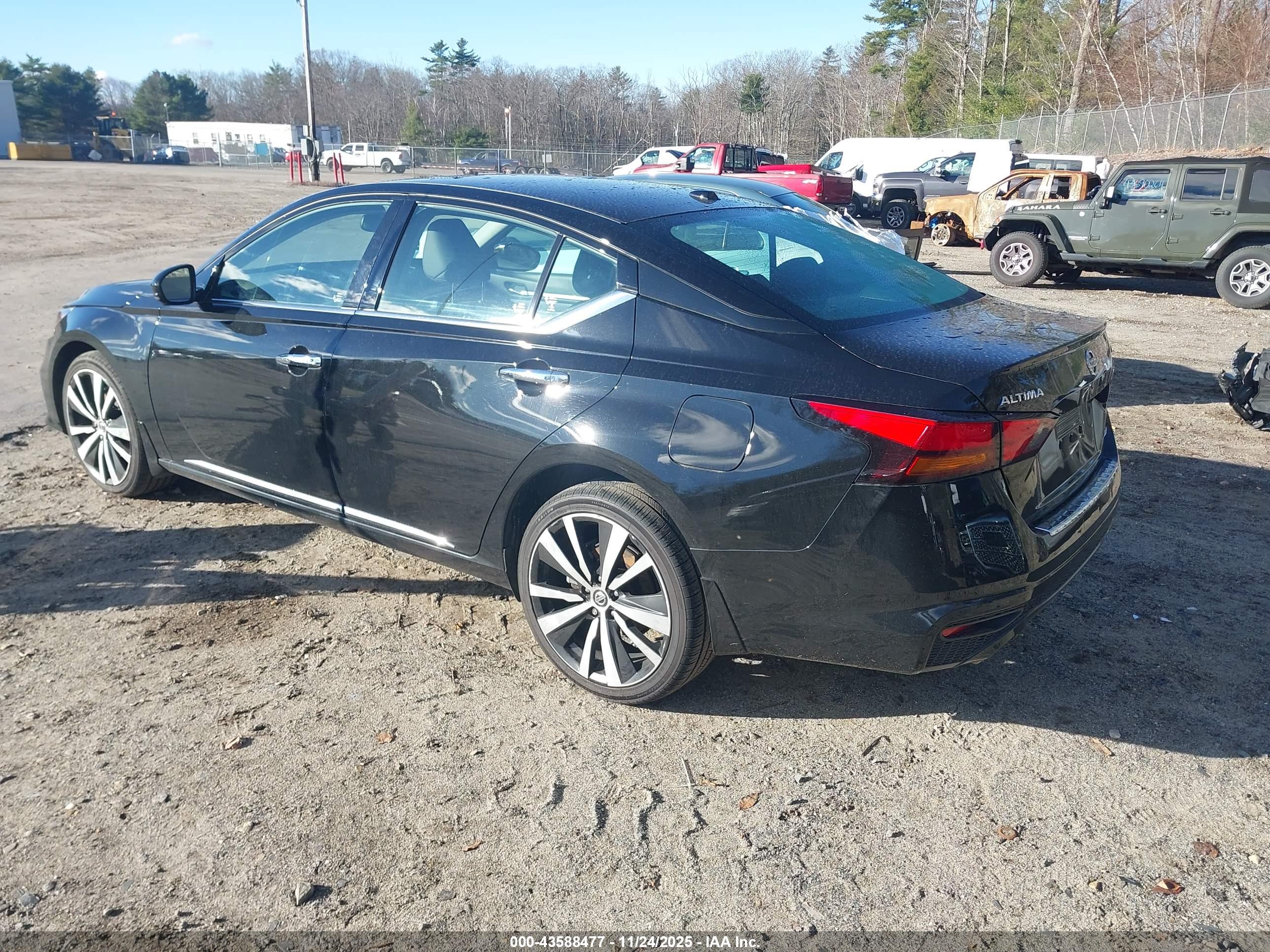 NISSAN ALTIMA image 3