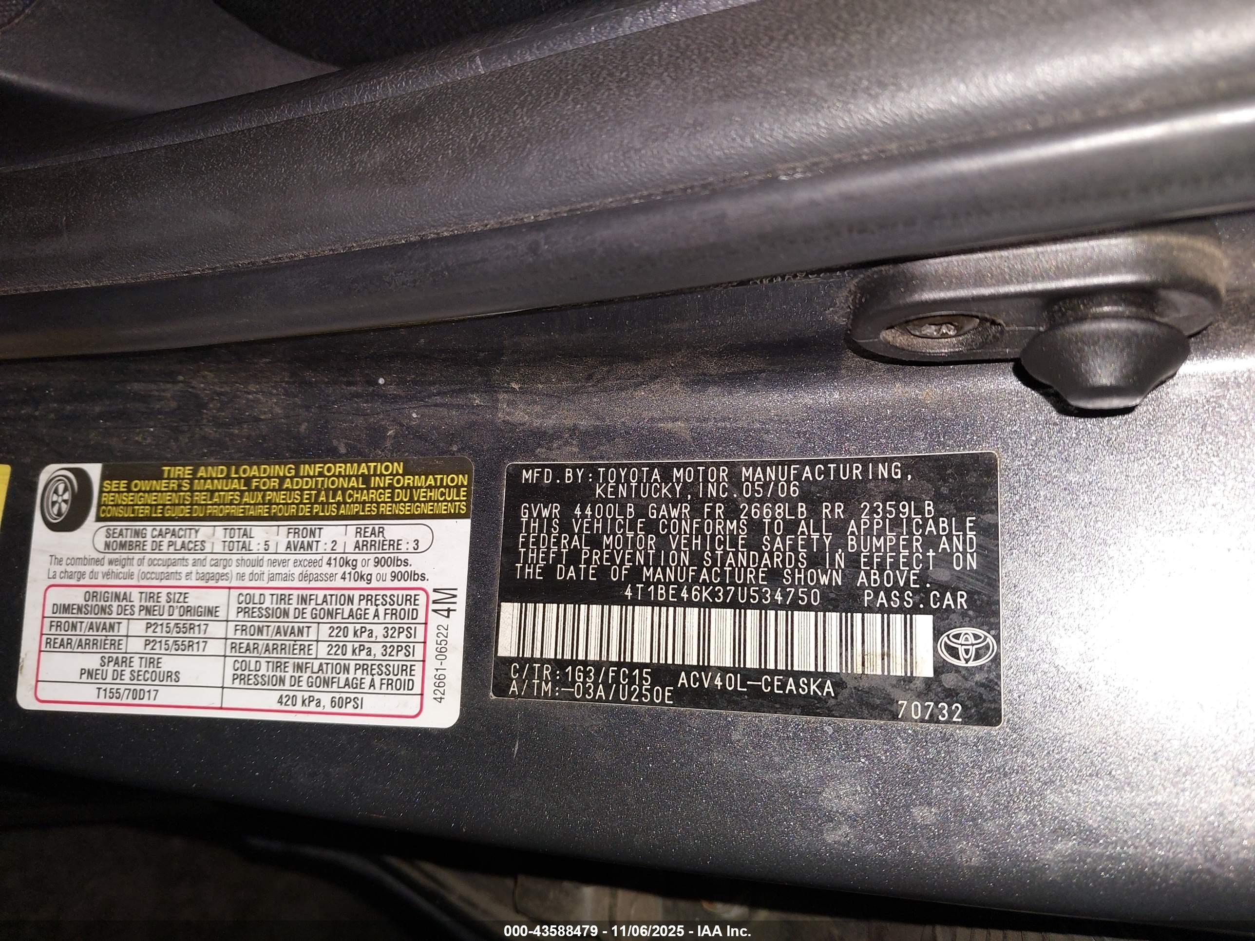 TOYOTA CAMRY image 9