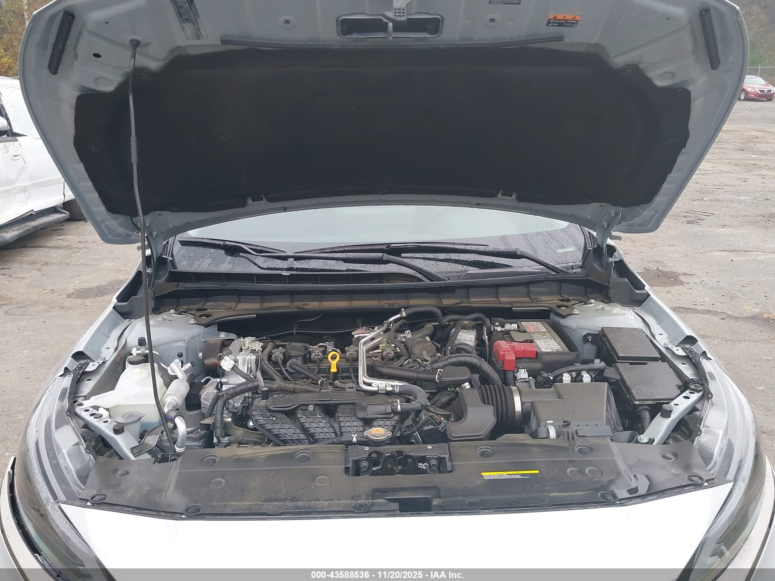 NISSAN ALTIMA image 10