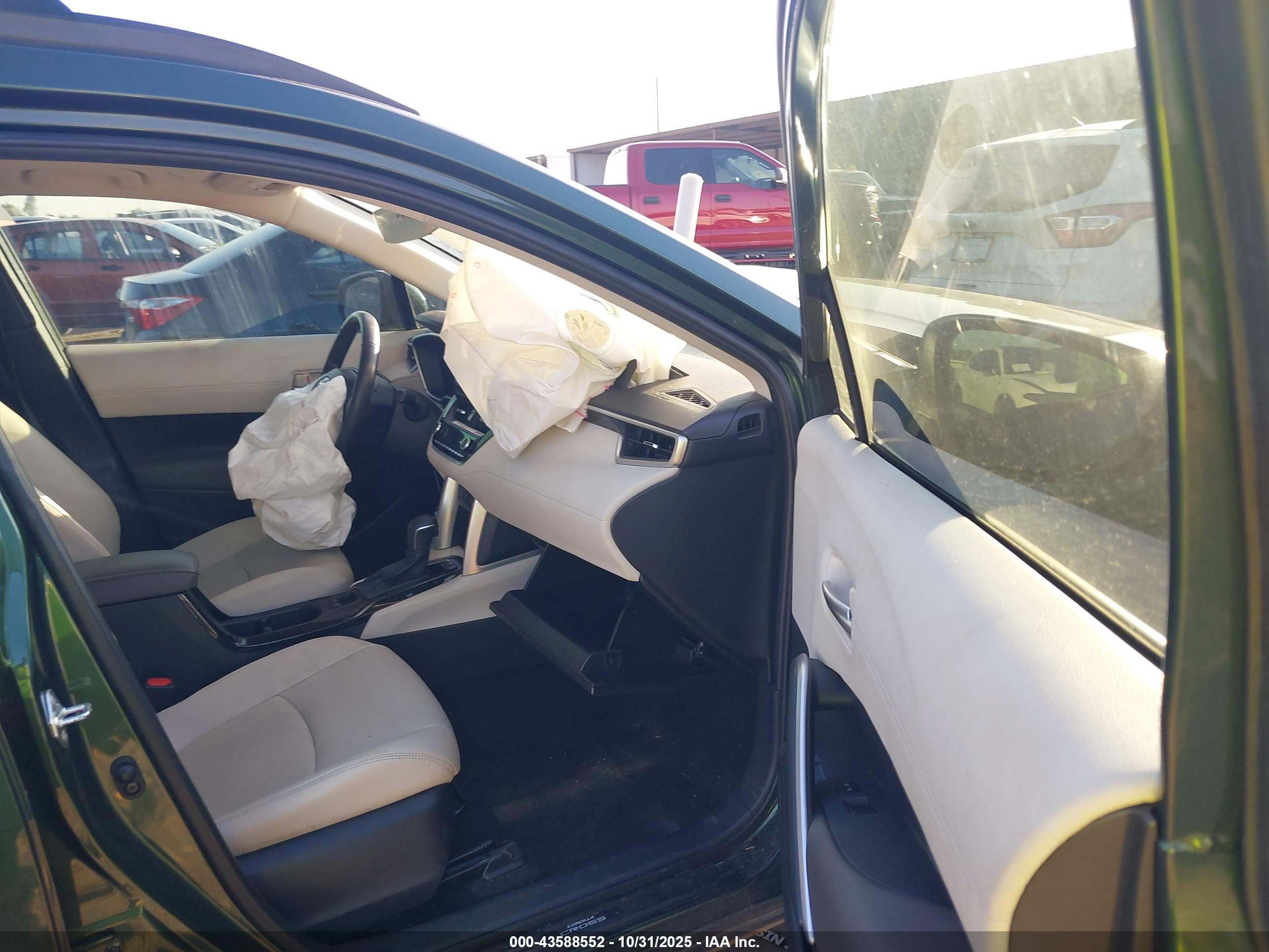 TOYOTA COROLLA image 5