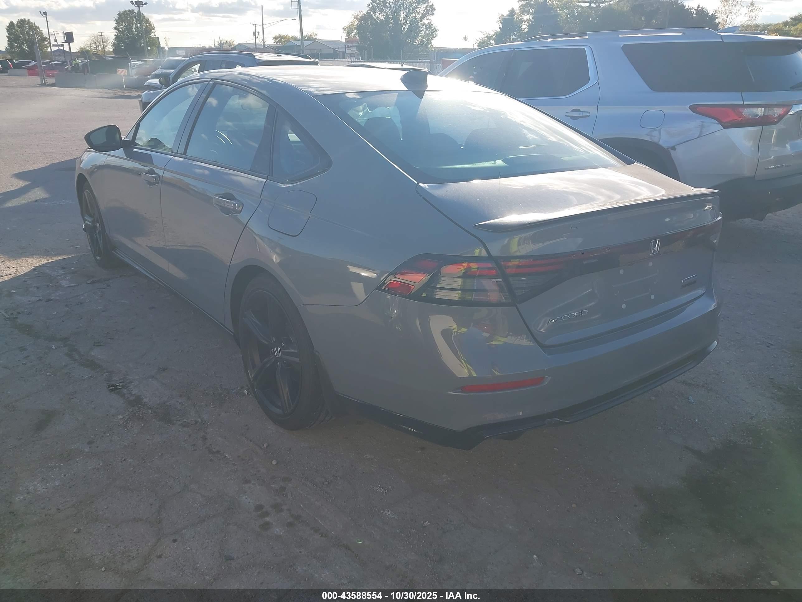 HONDA ACCORD image 3