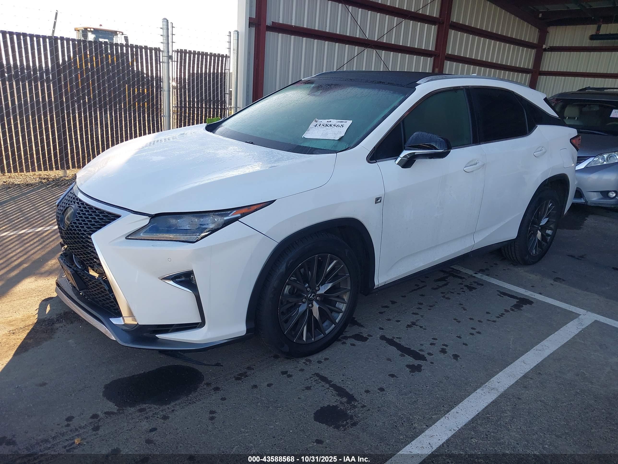 LEXUS RX image 2