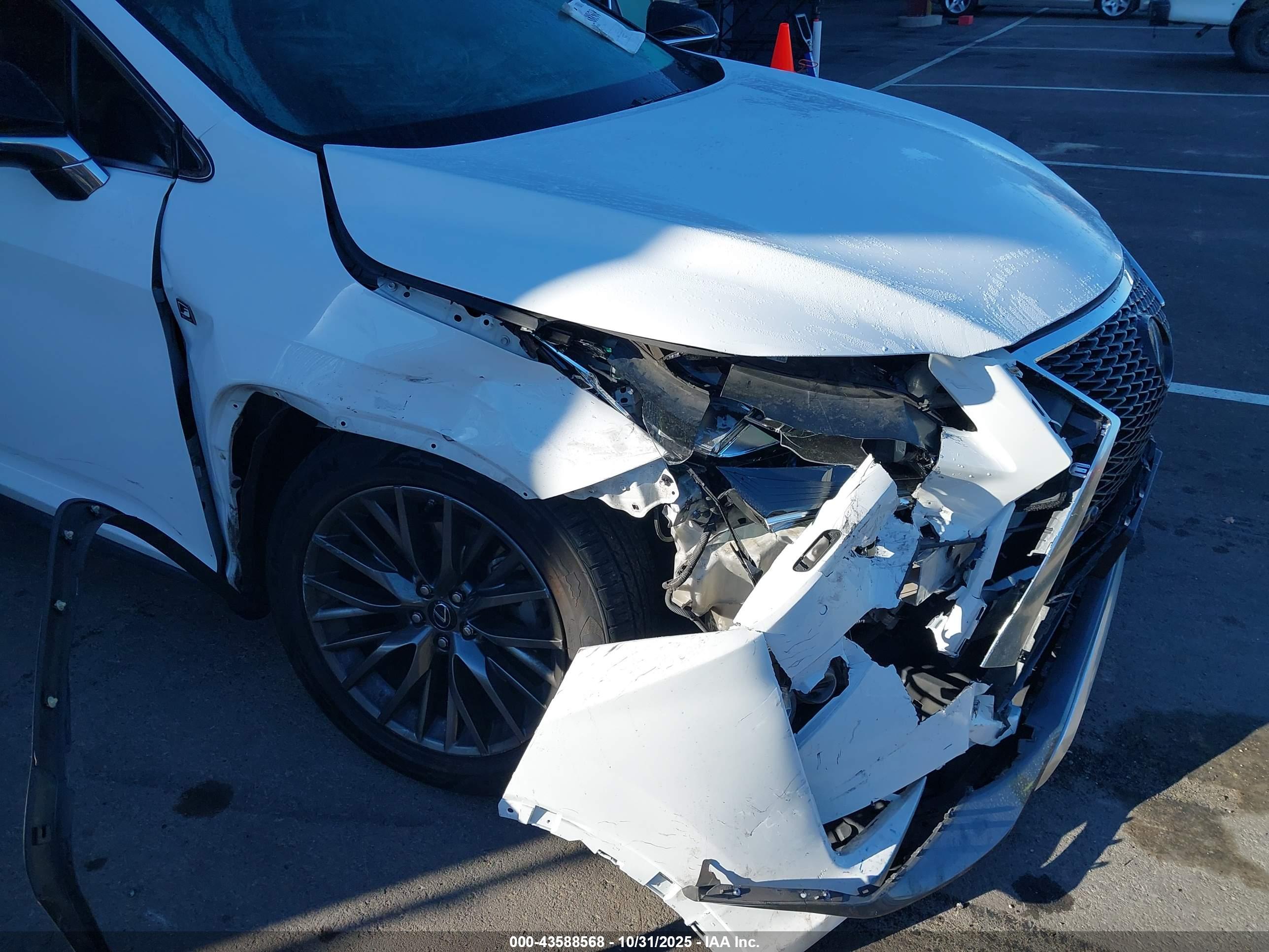 LEXUS RX image 6