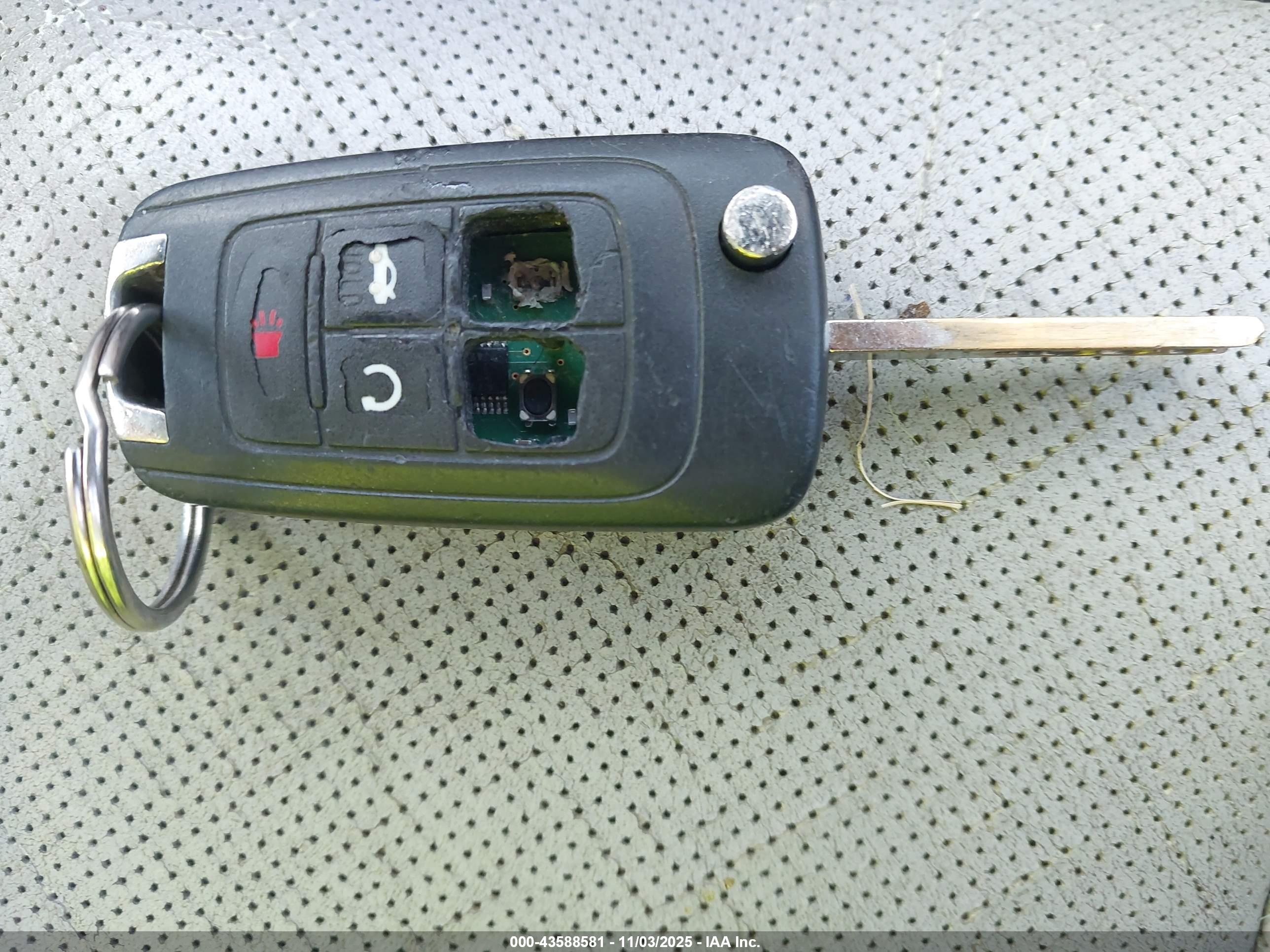 GMC TERRAIN image 11