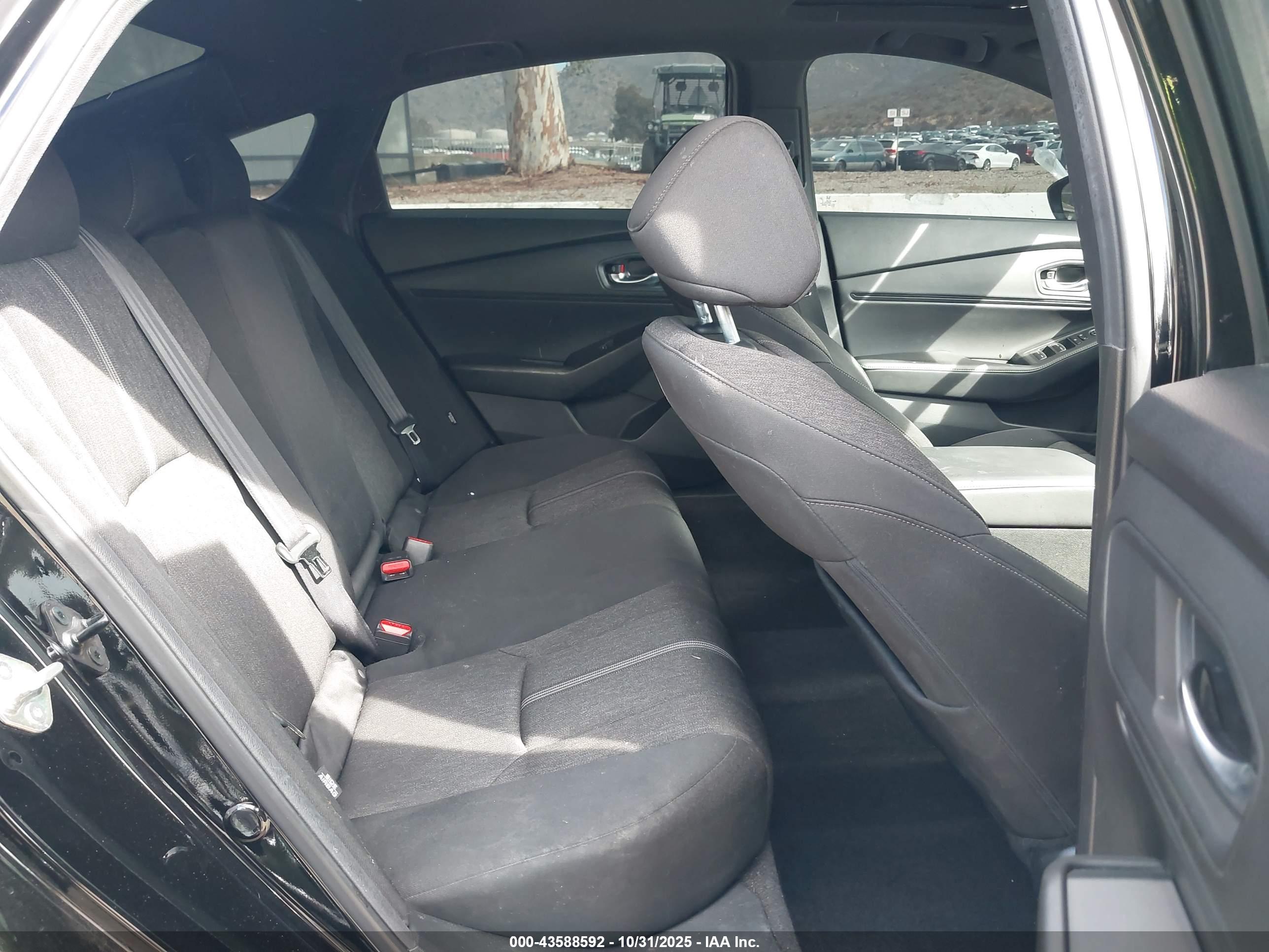 HONDA ACCORD image 8