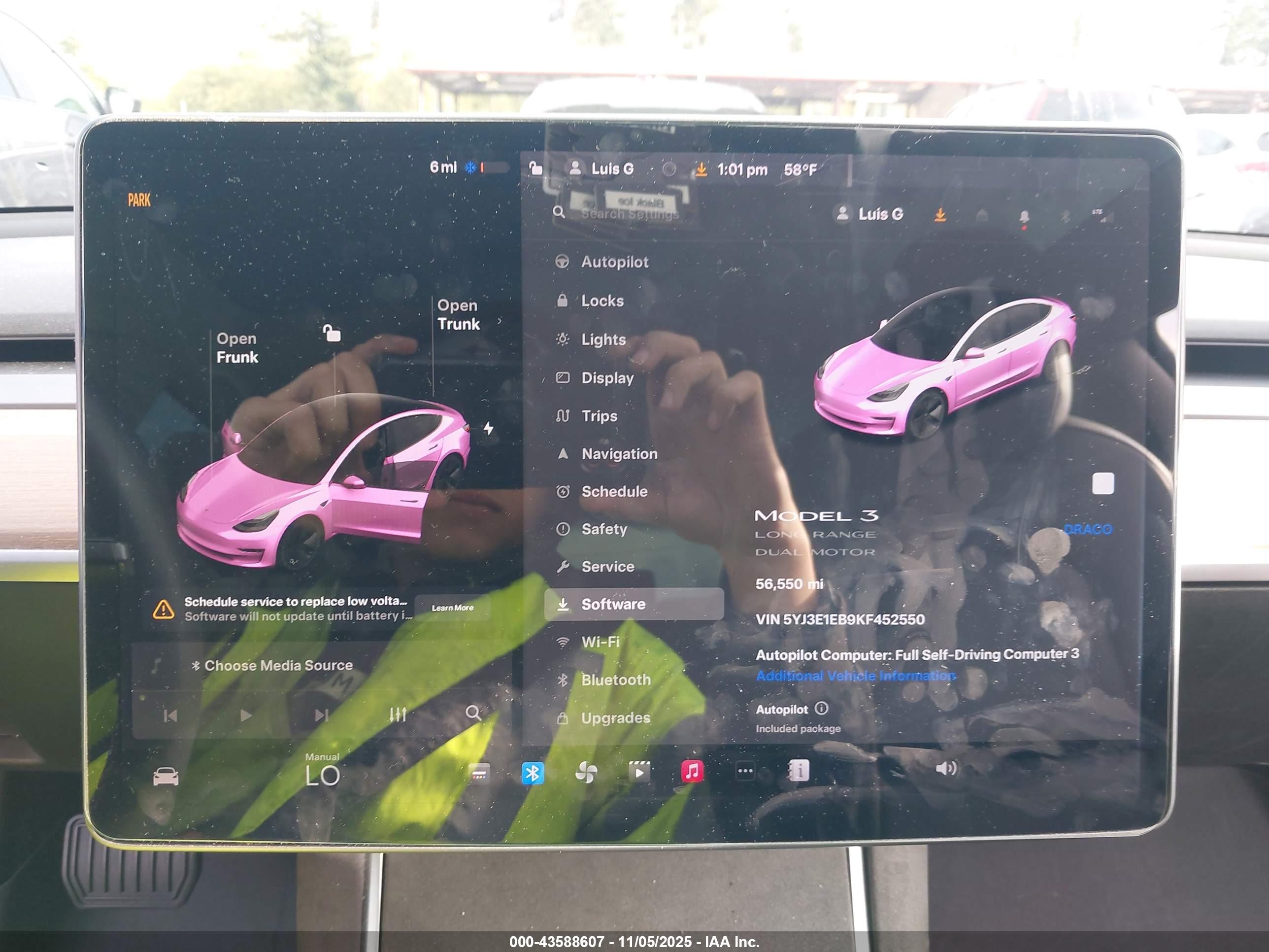TESLA MODEL image 7