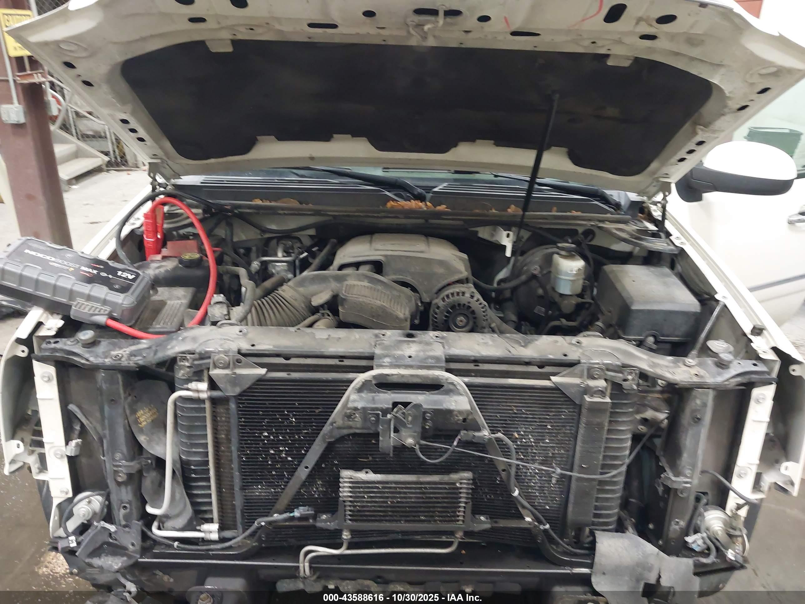 GMC YUKON image 10