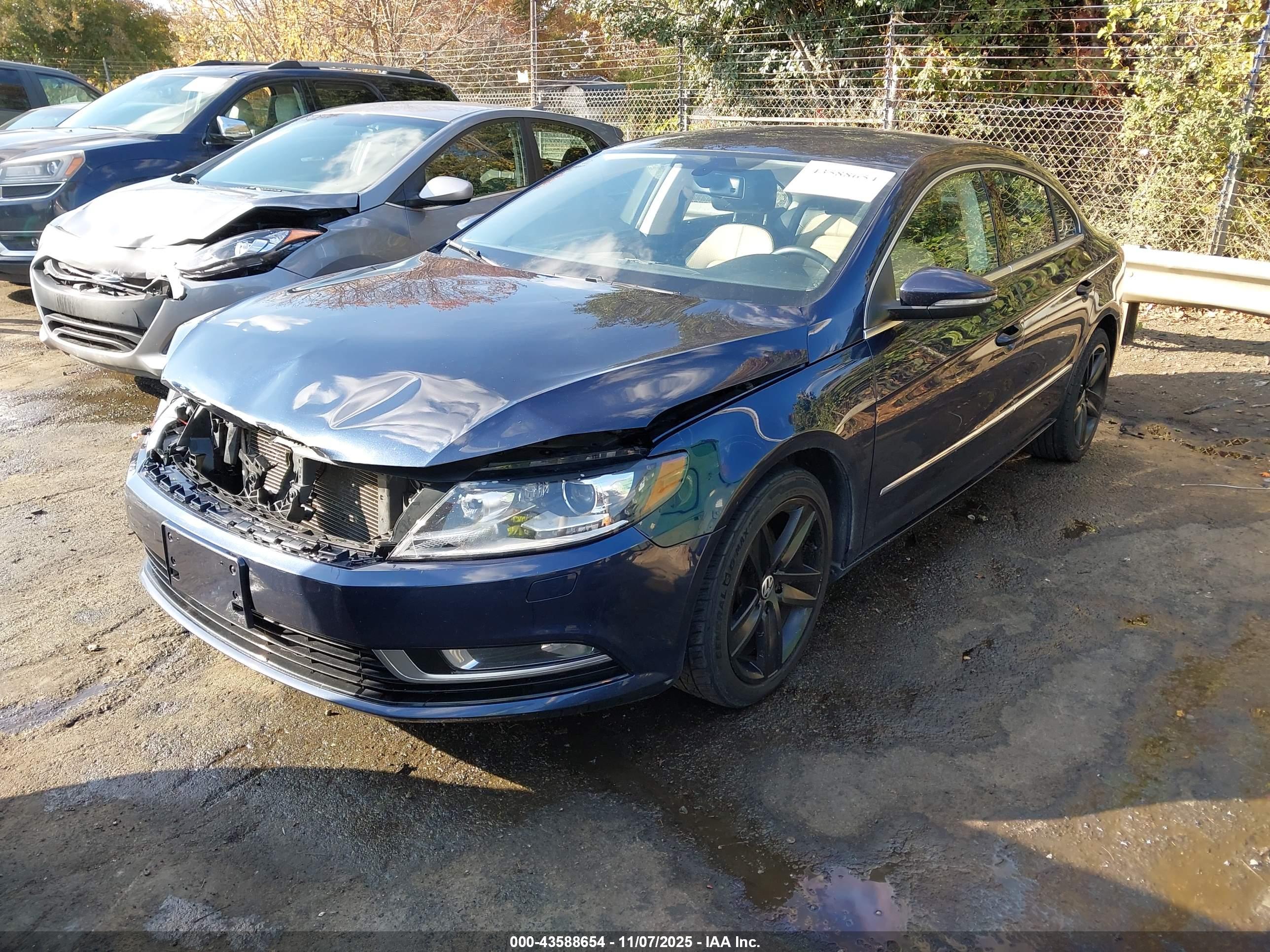 VOLKSWAGEN CC image 2