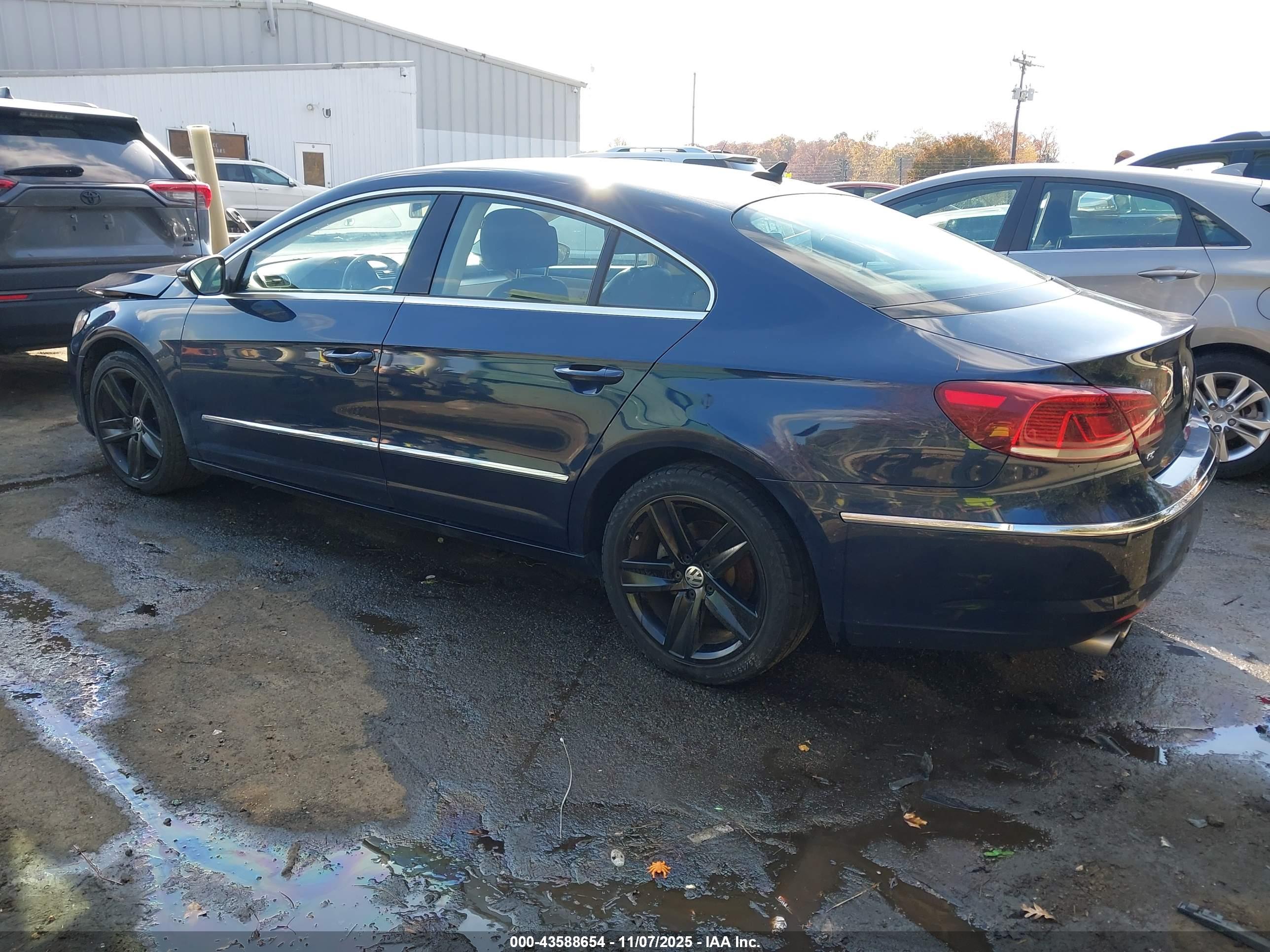 VOLKSWAGEN CC image 3
