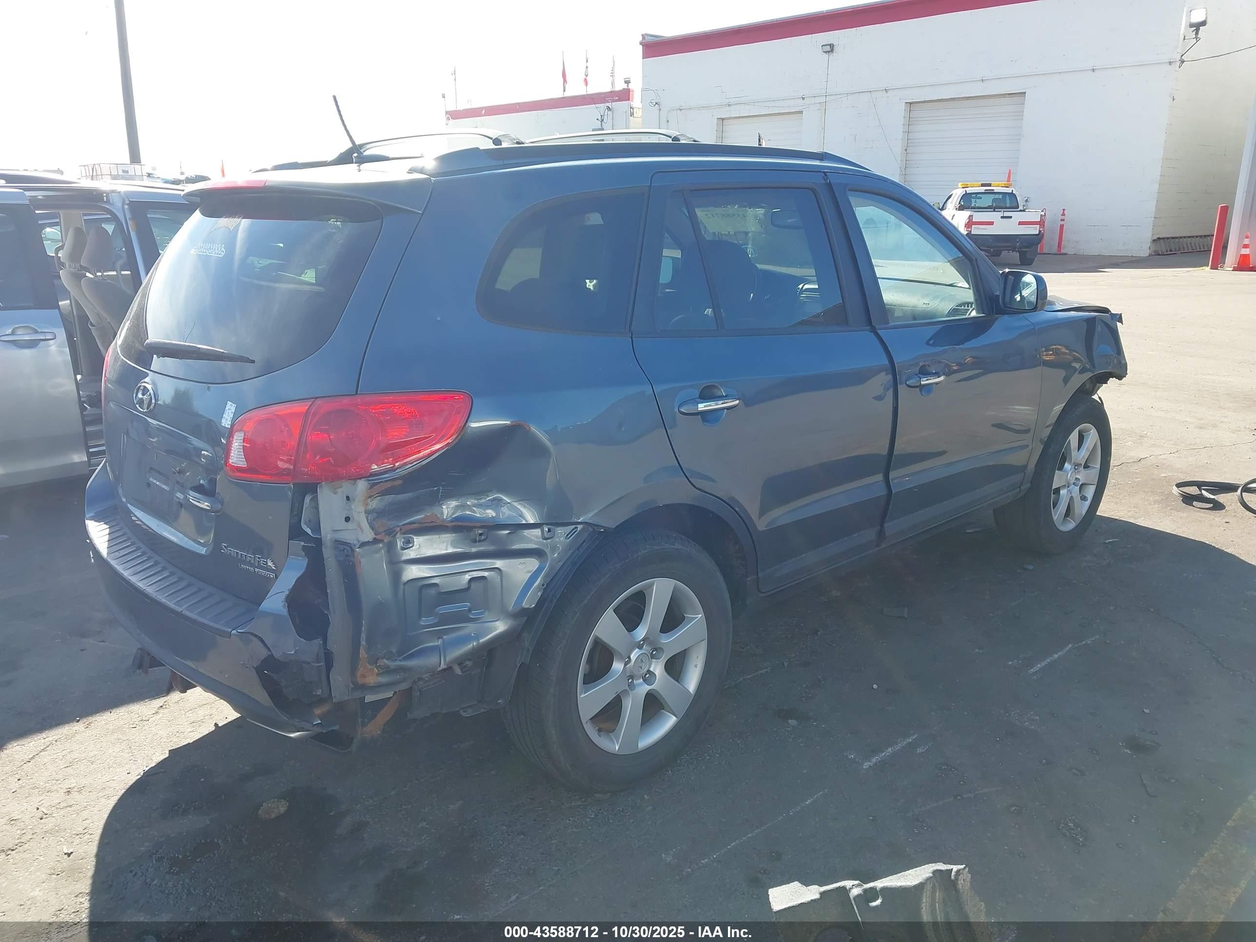 HYUNDAI SANTA image 4