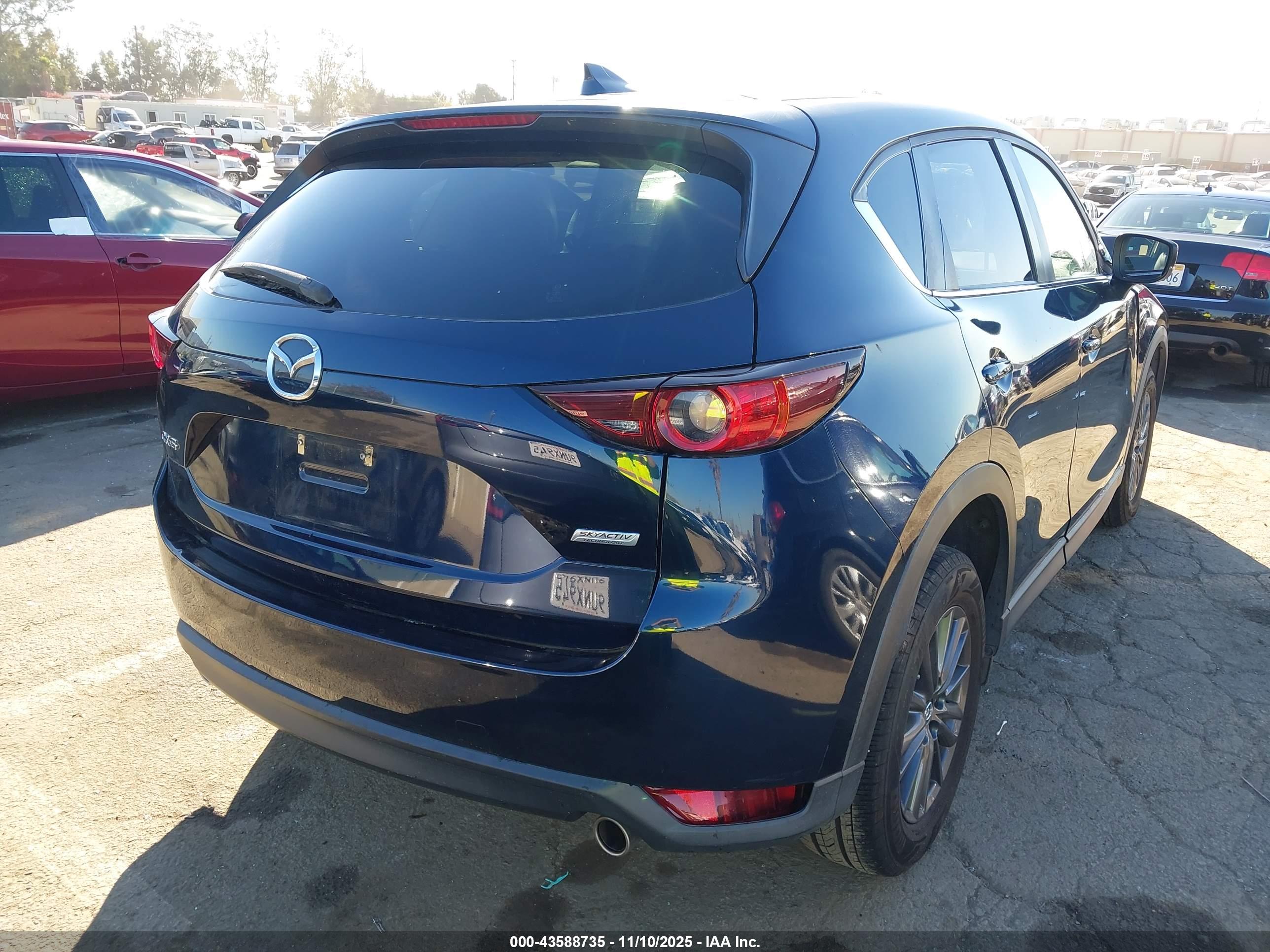 MAZDA CX-5 image 4