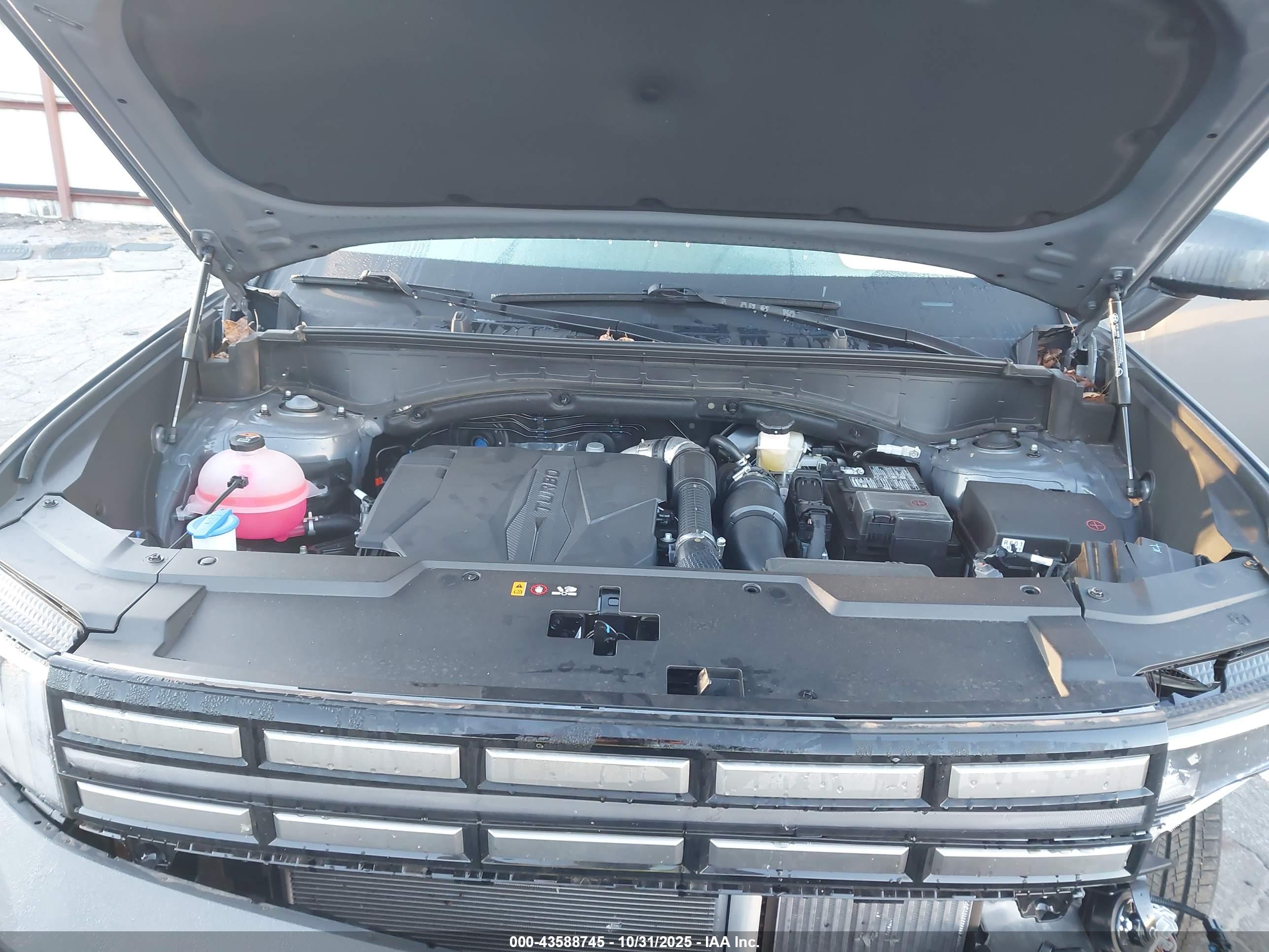 HYUNDAI SANTA image 10