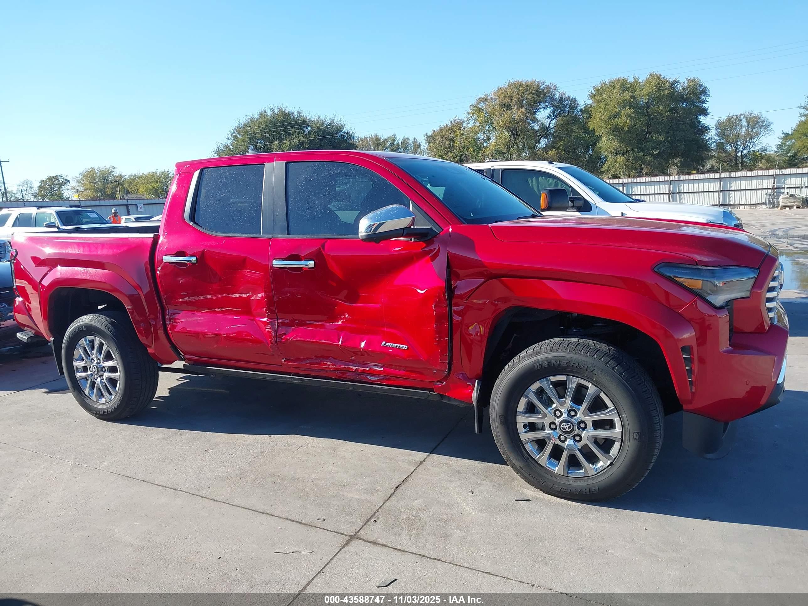 TOYOTA TACOMA image 6