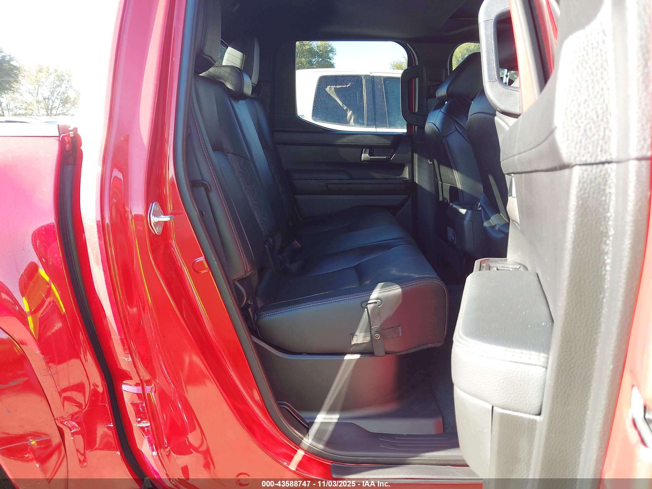 TOYOTA TACOMA image 8