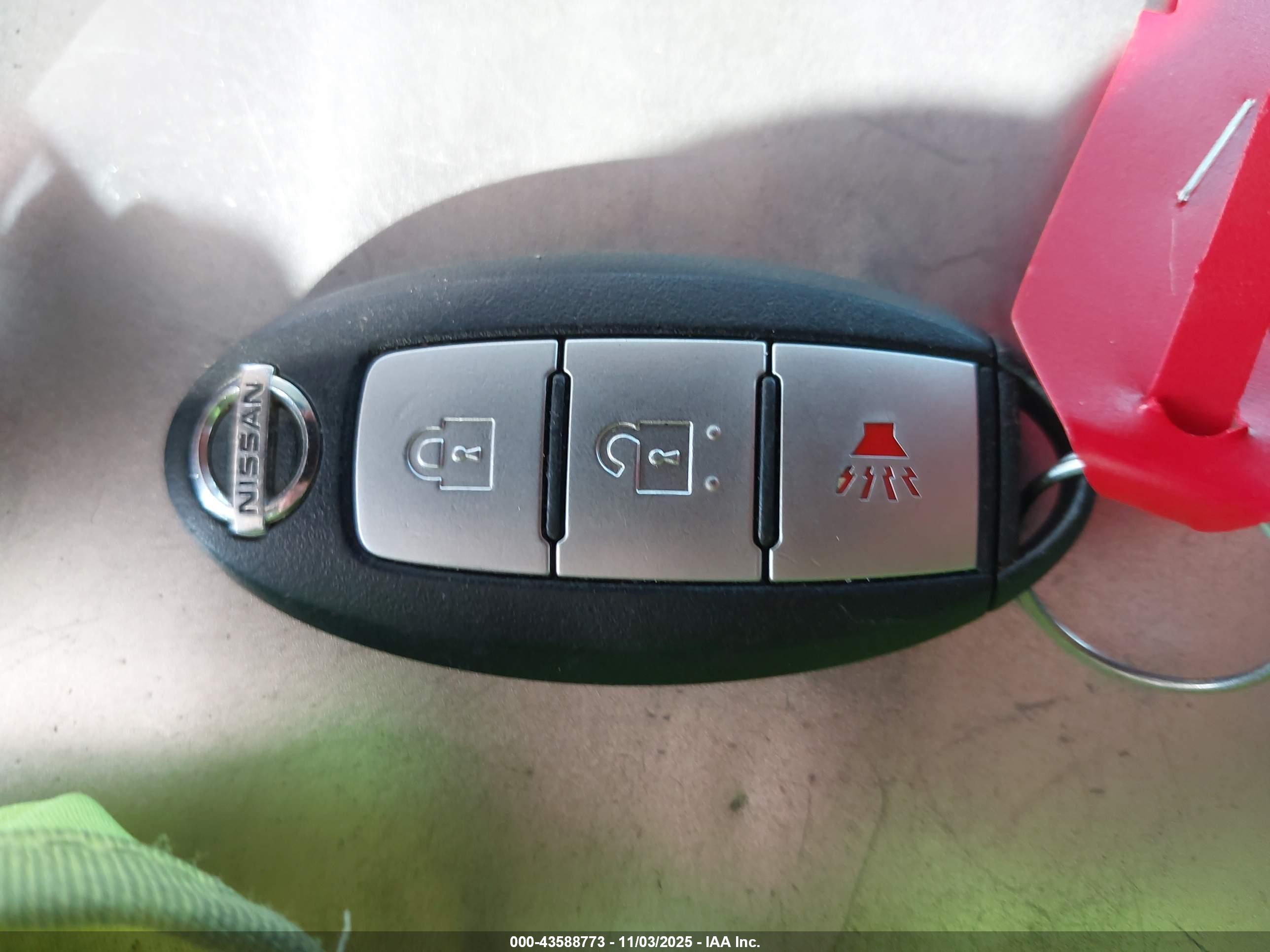 NISSAN PATHFINDER image 11