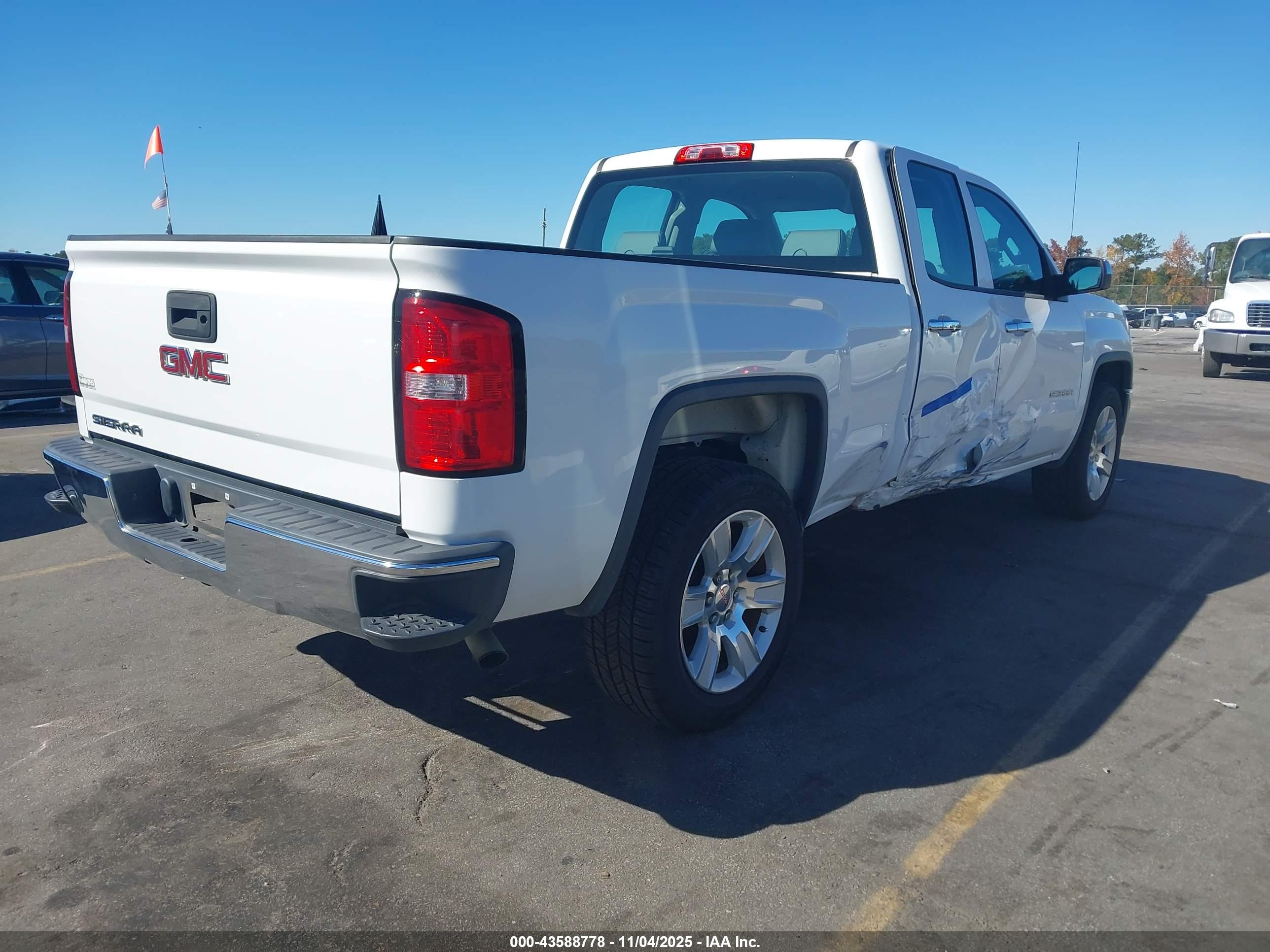 GMC SIERRA image 4
