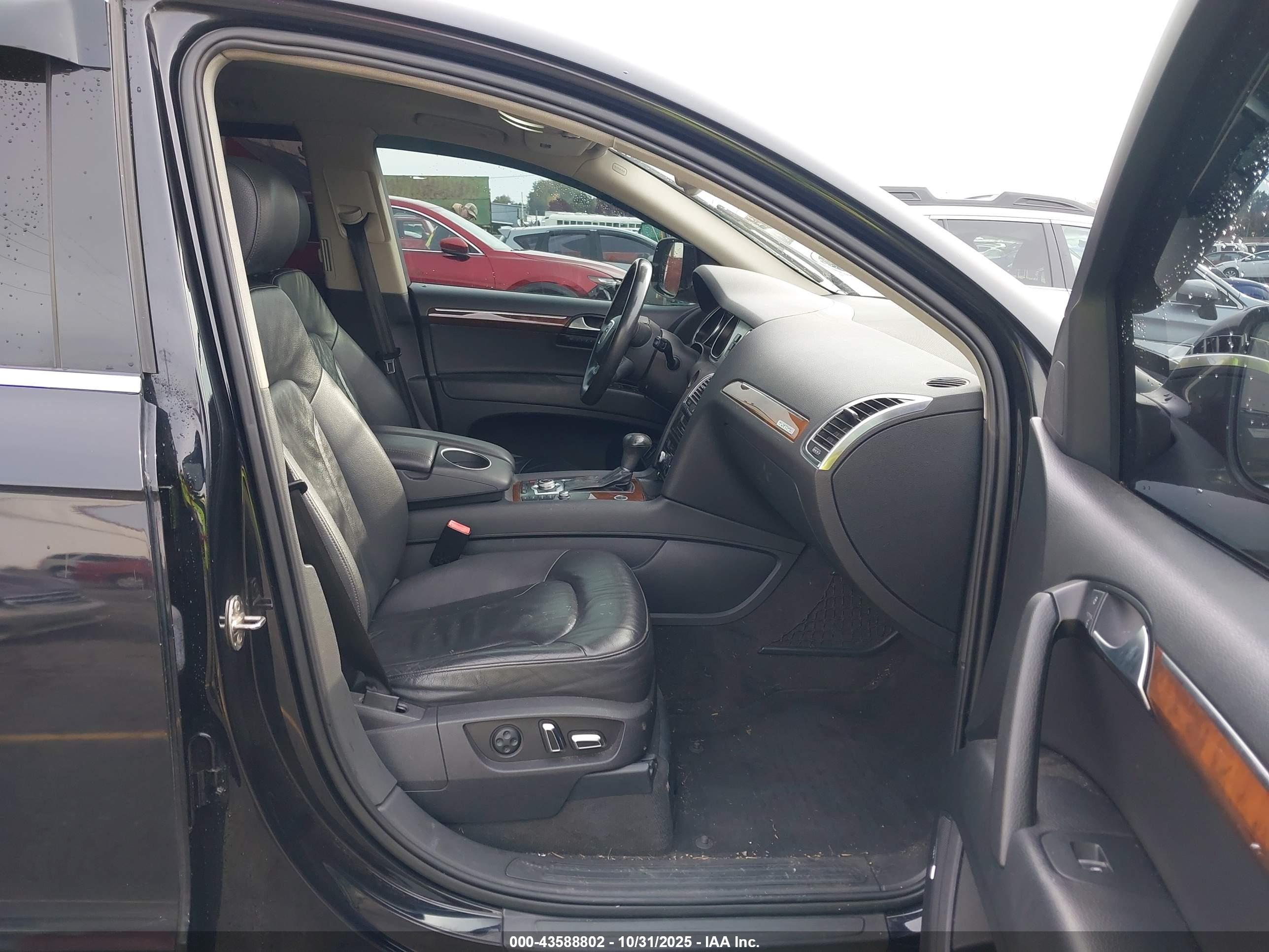 AUDI Q7 image 5