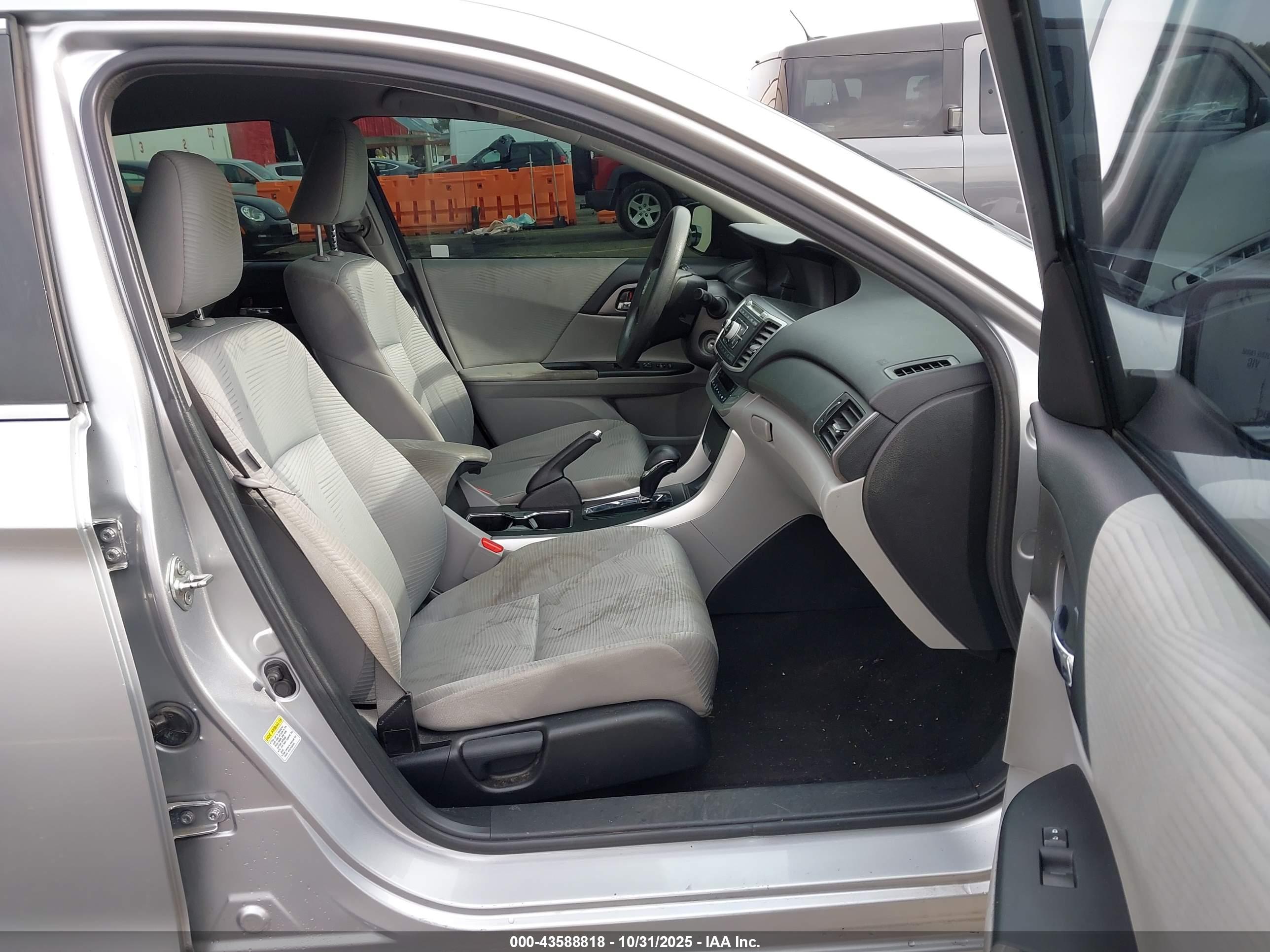 HONDA ACCORD image 5
