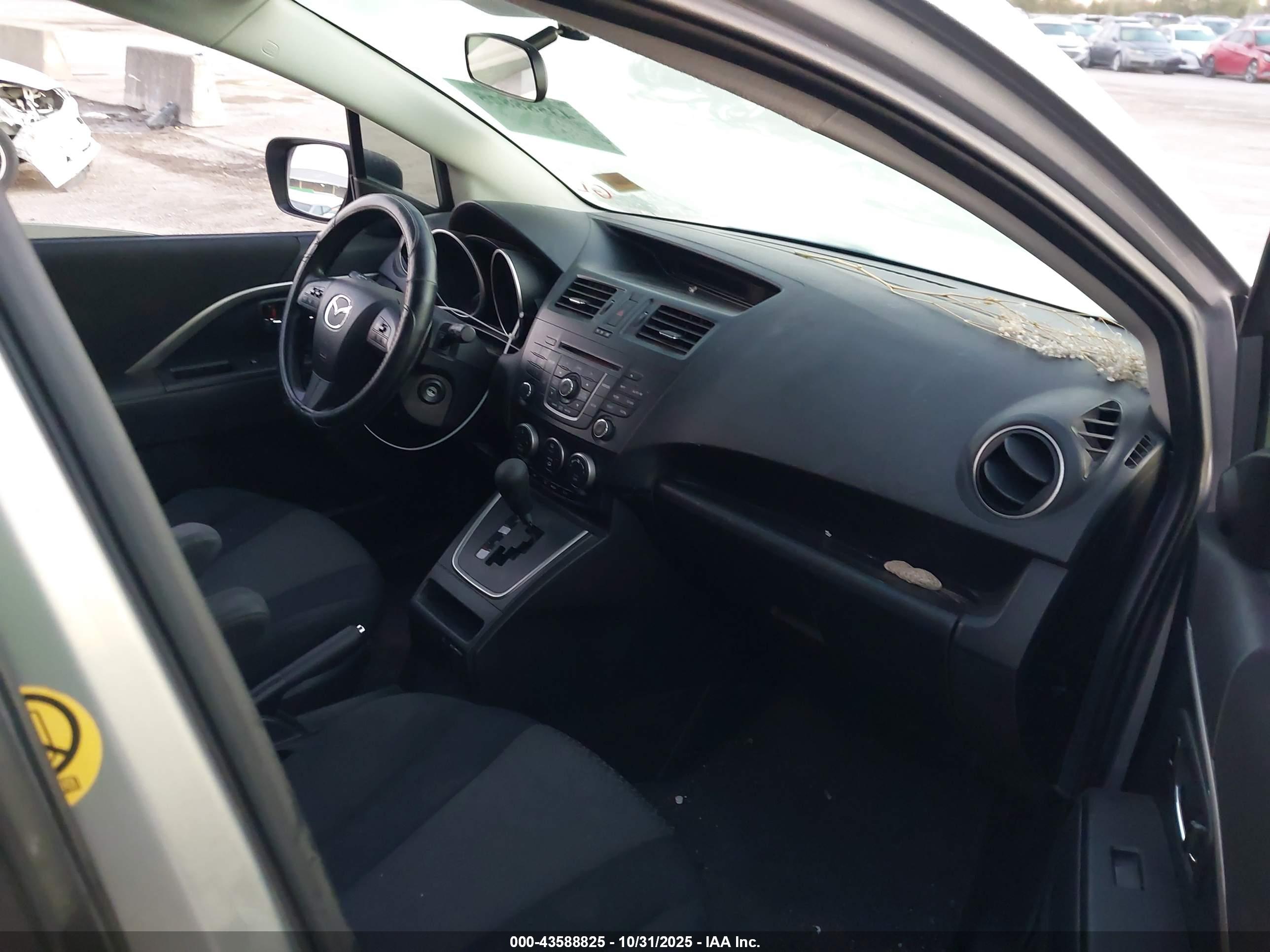 MAZDA MAZDA5 image 5