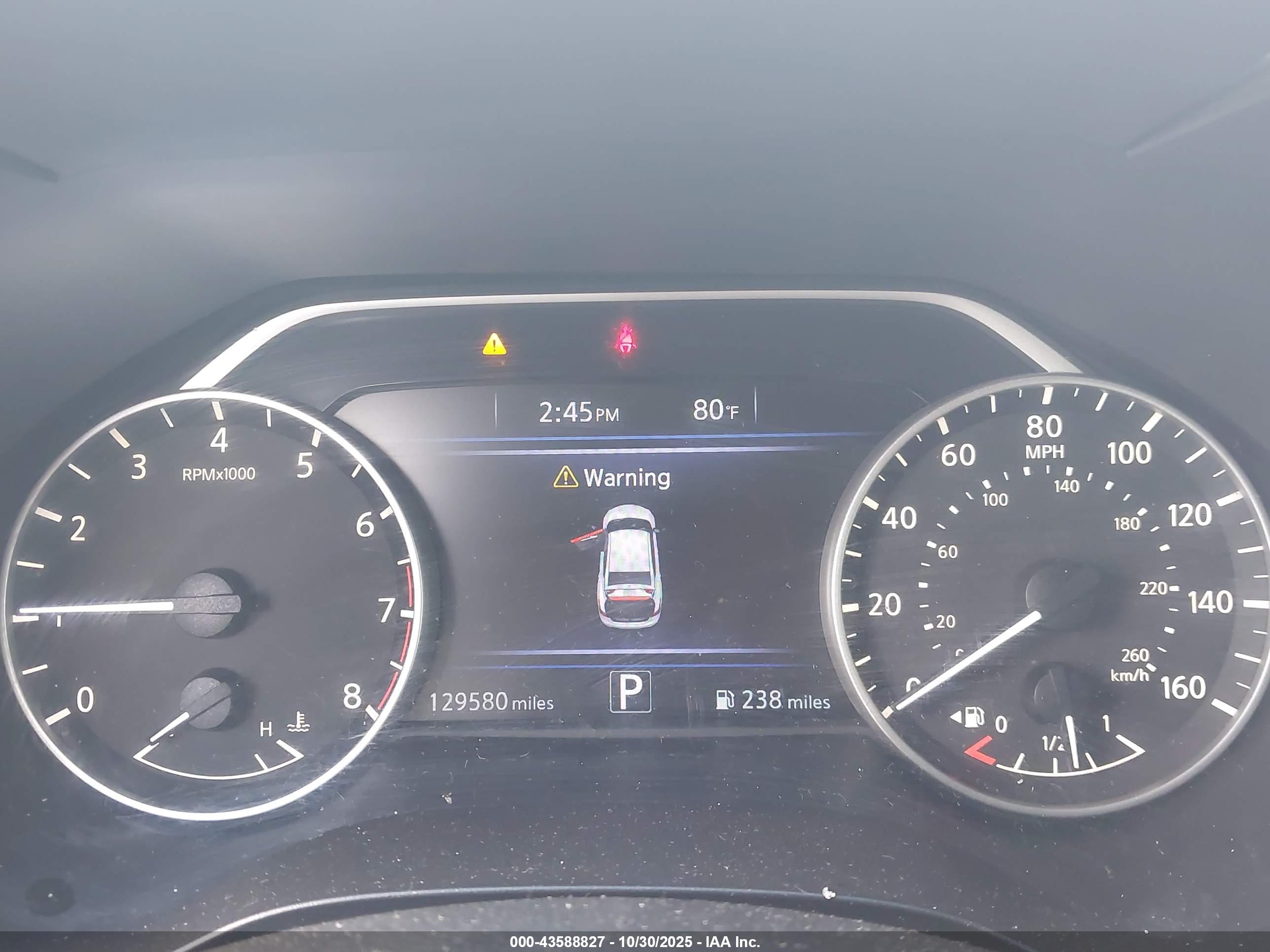 NISSAN MAXIMA image 7