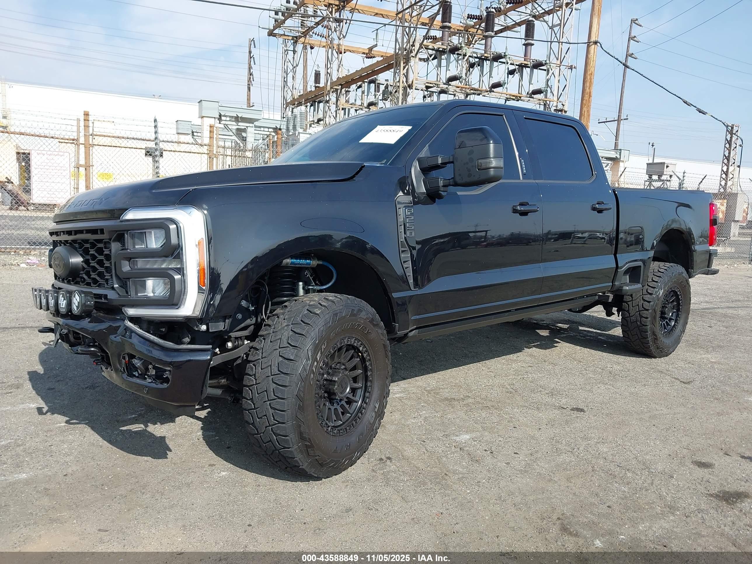 FORD F-250 image 2