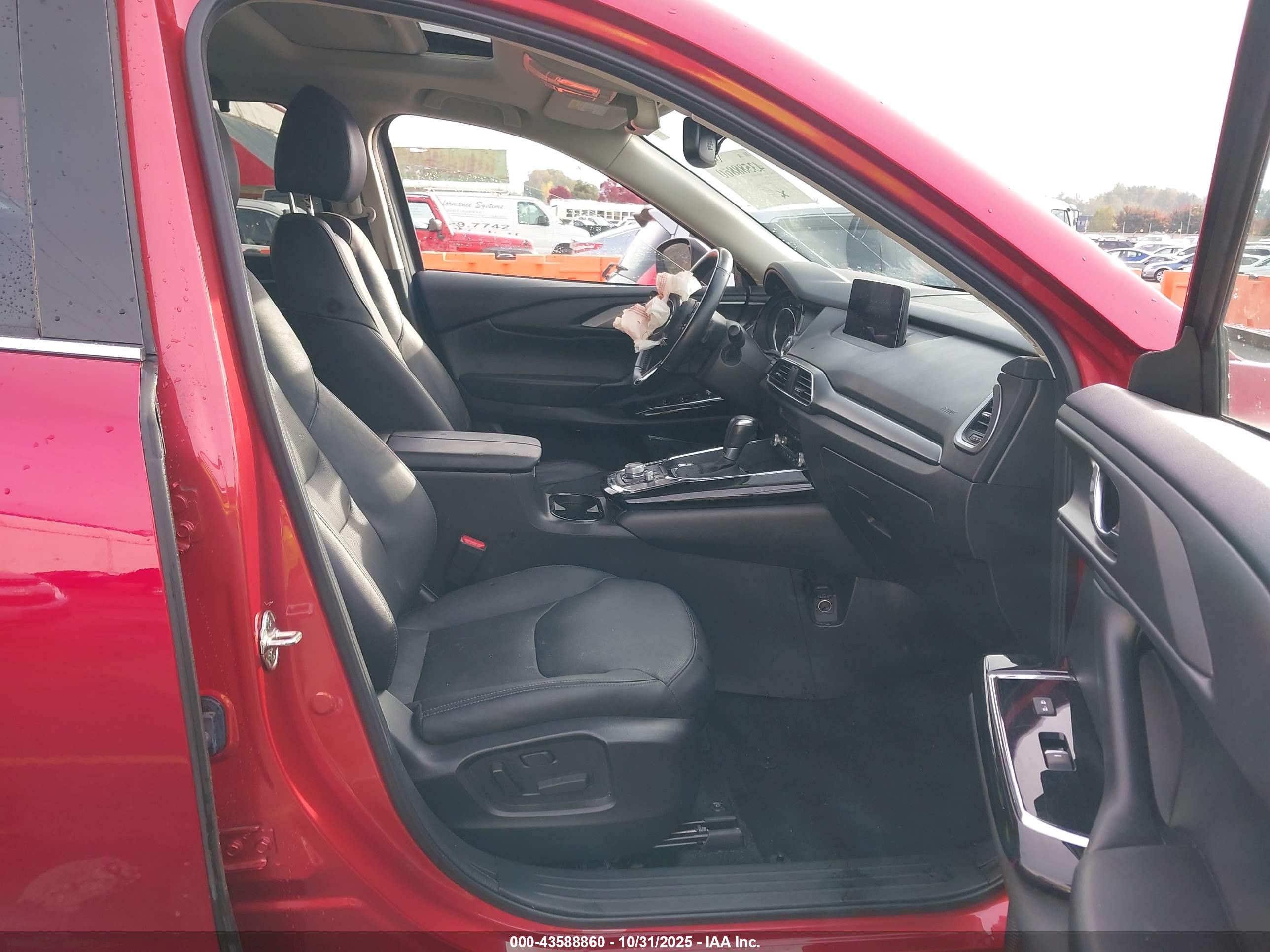 MAZDA CX-9 image 5