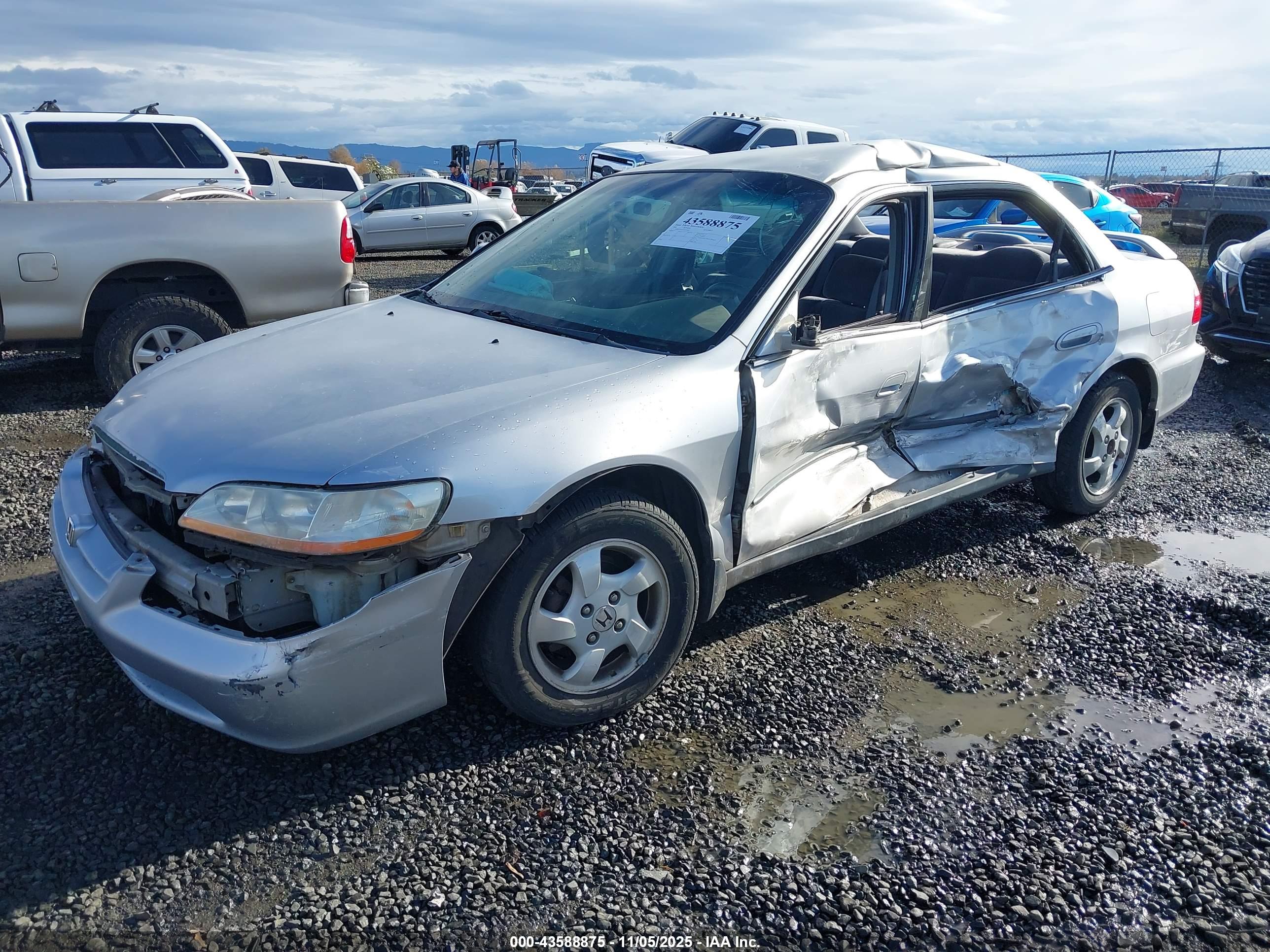 HONDA ACCORD image 2