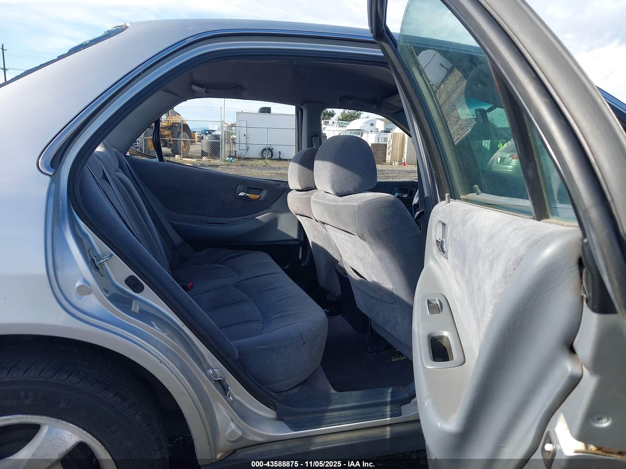 HONDA ACCORD image 8