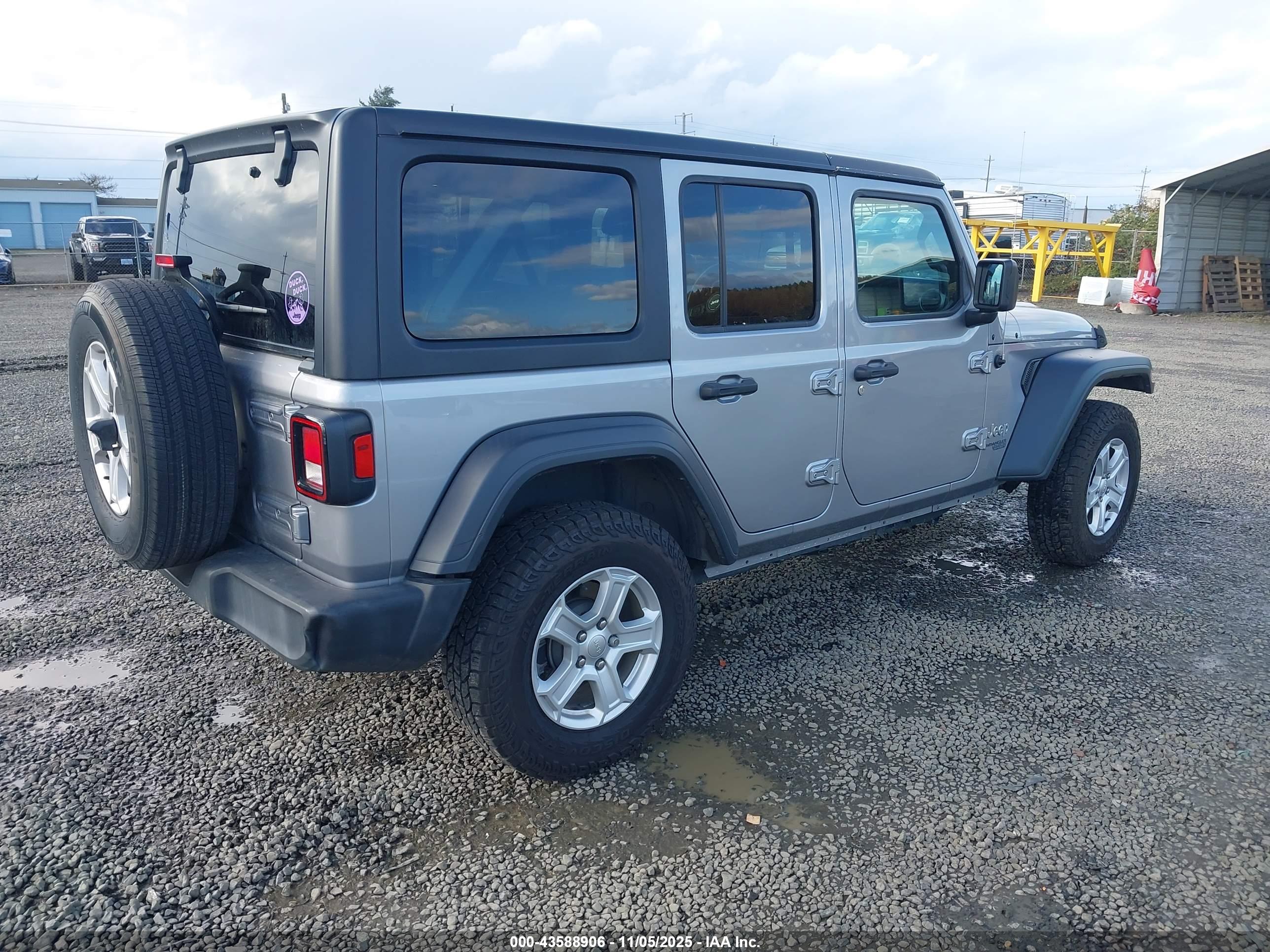 JEEP WRANGLER image 4