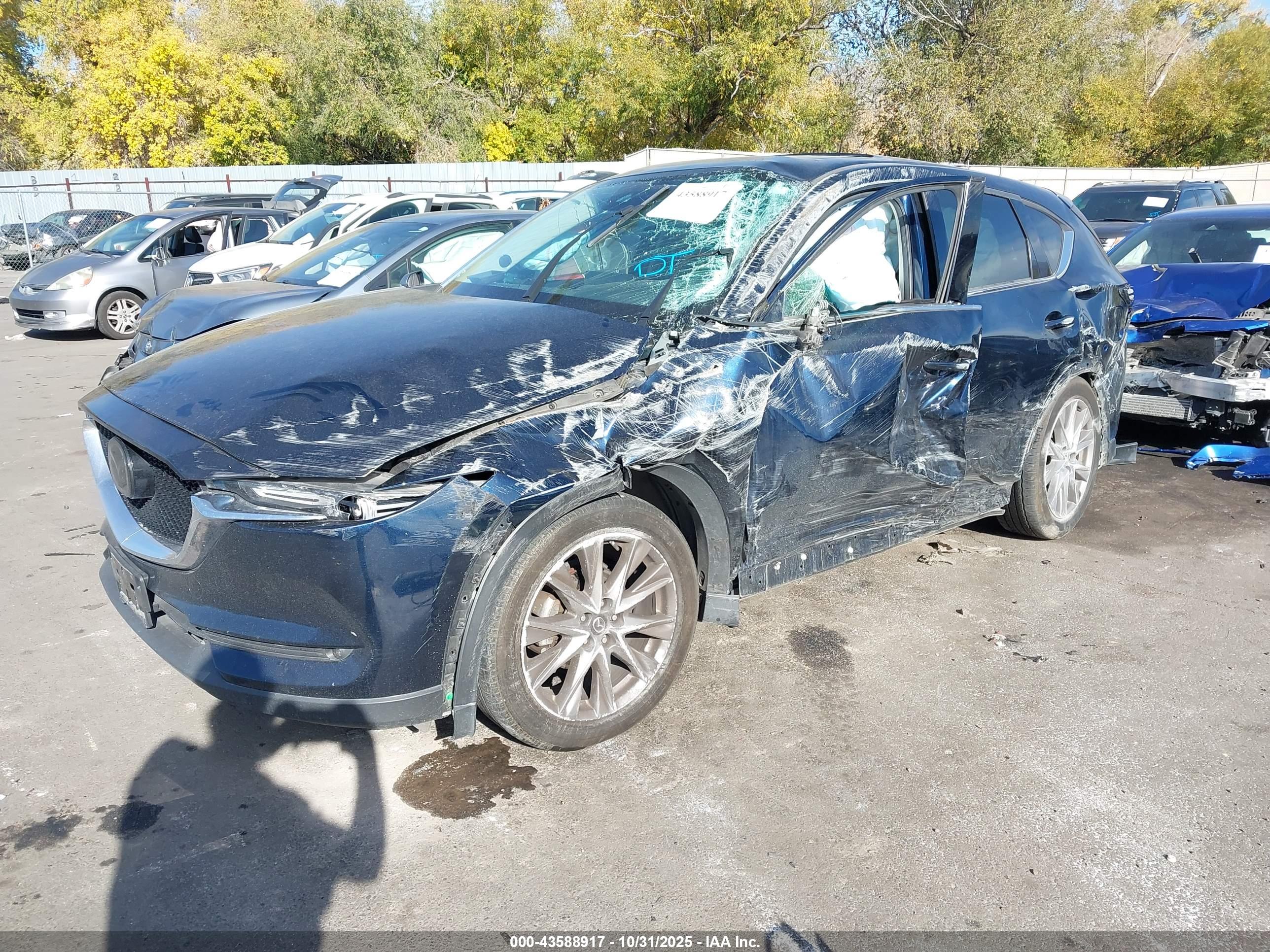 MAZDA CX-5 image 2