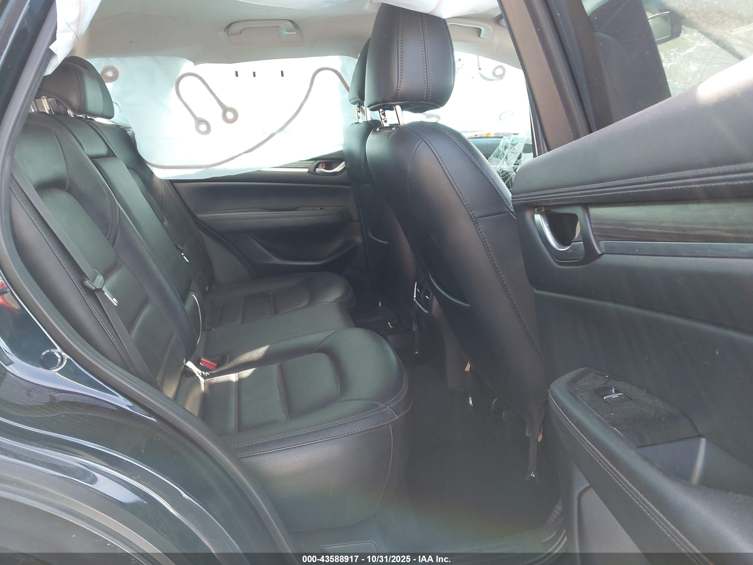 MAZDA CX-5 image 8