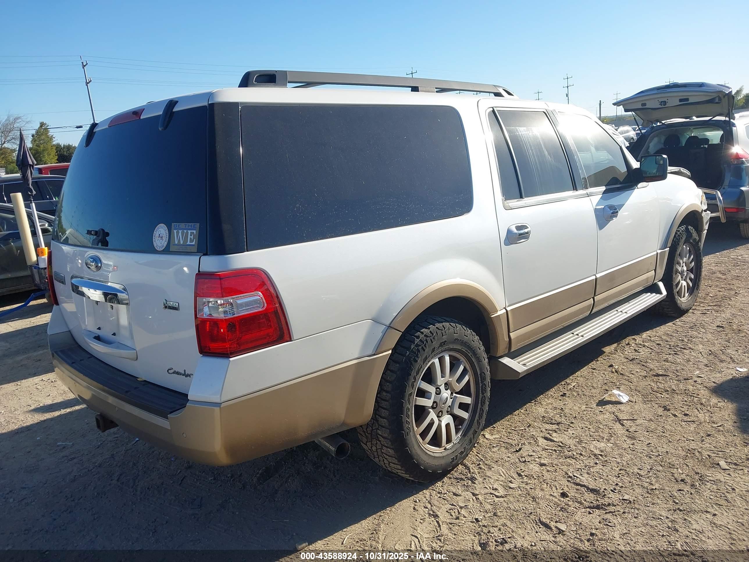 FORD EXPEDITION image 4