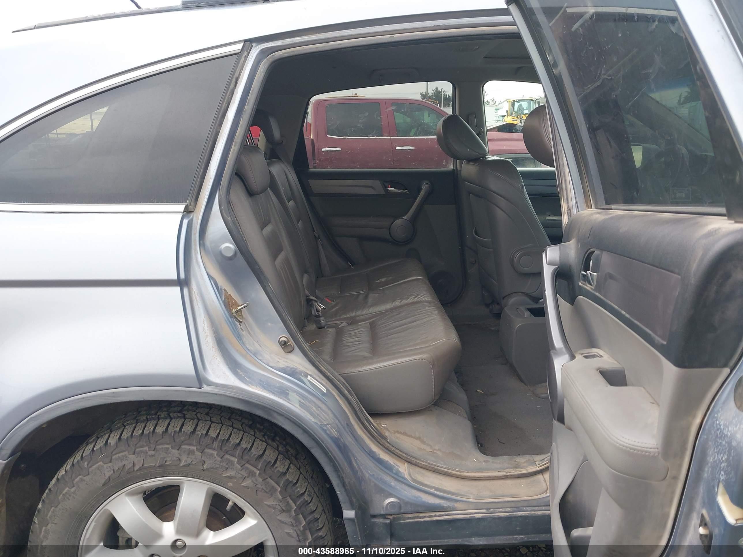 HONDA CR-V image 8