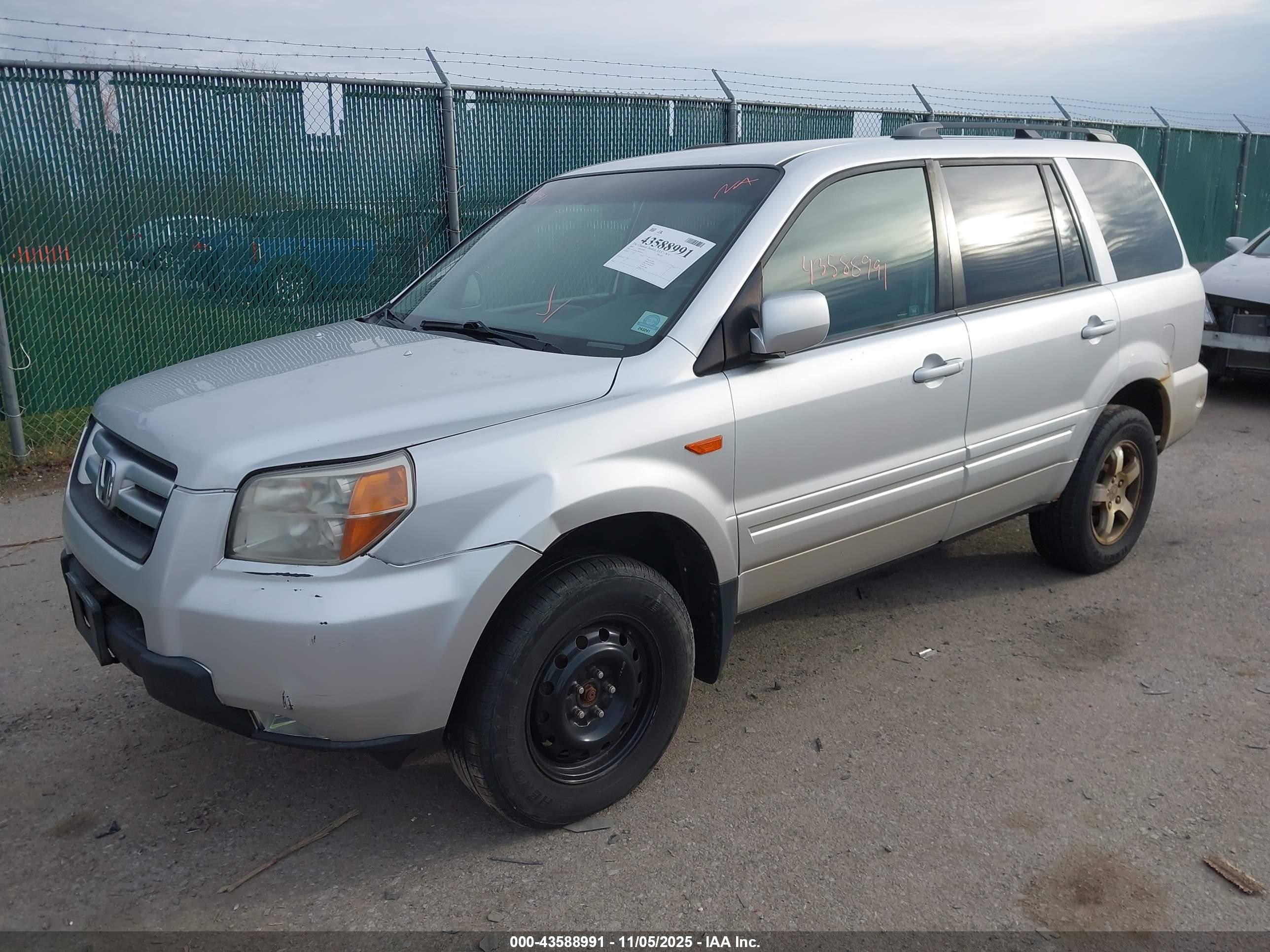 HONDA PILOT image 2