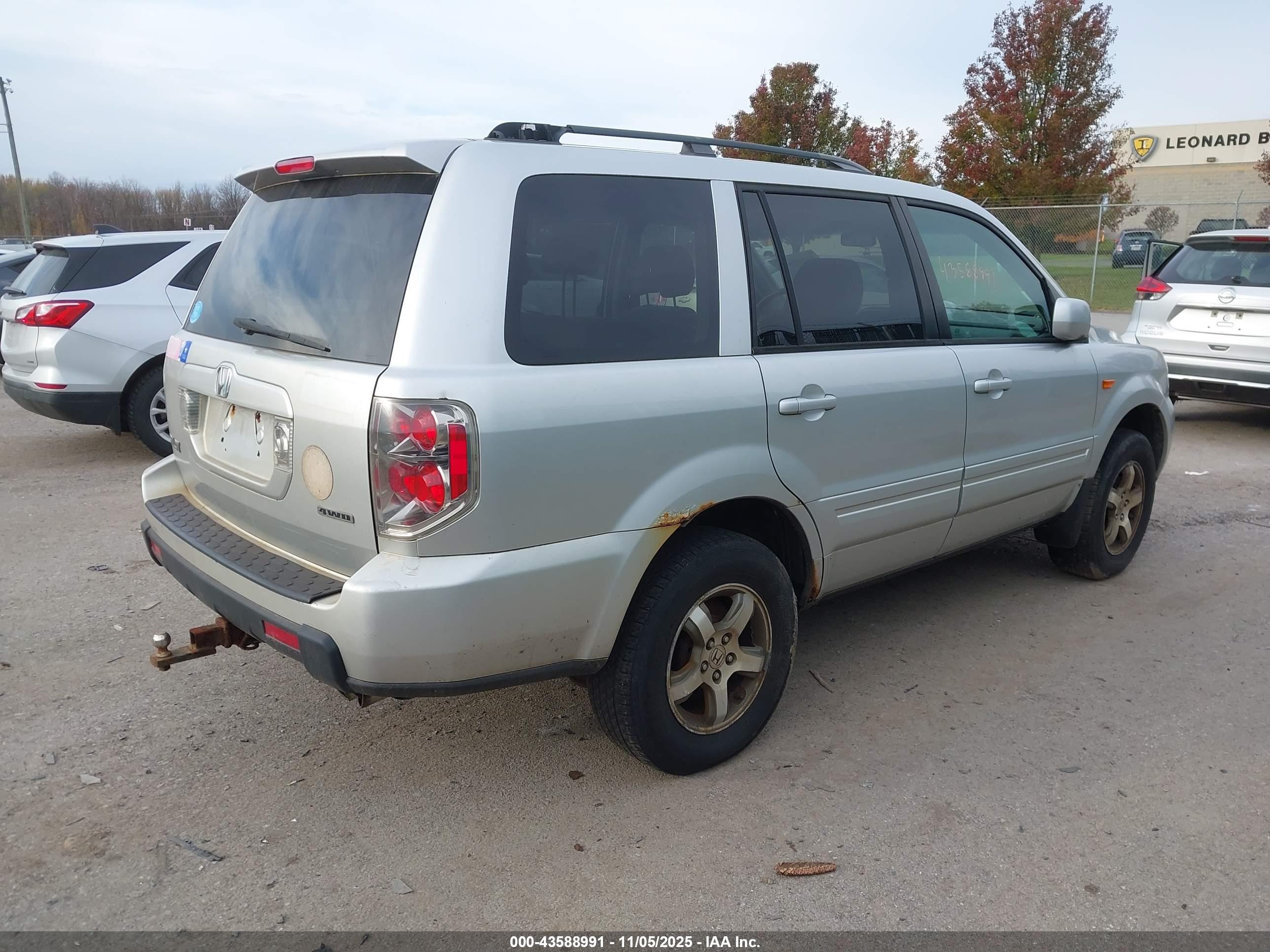 HONDA PILOT image 4