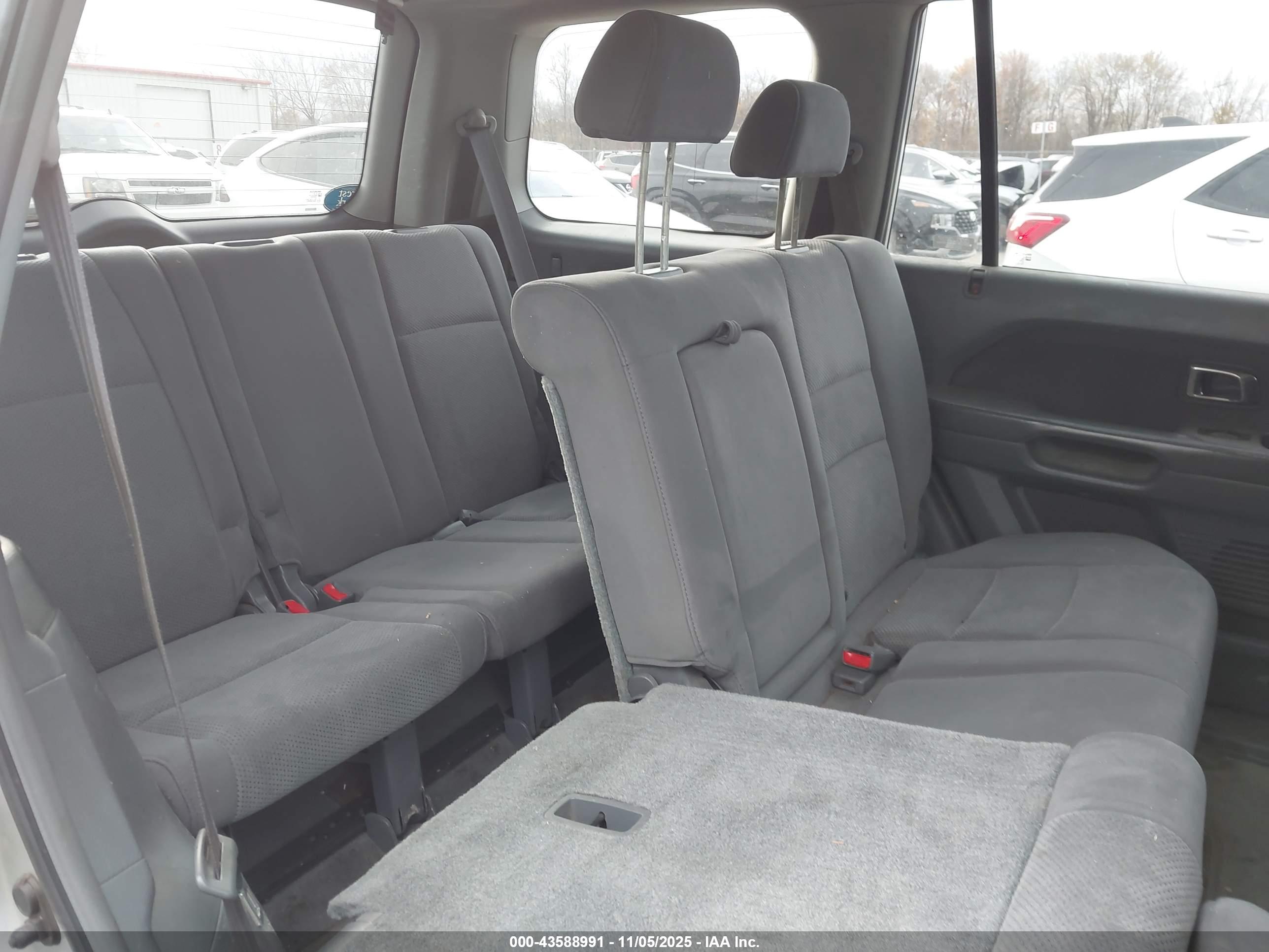 HONDA PILOT image 8