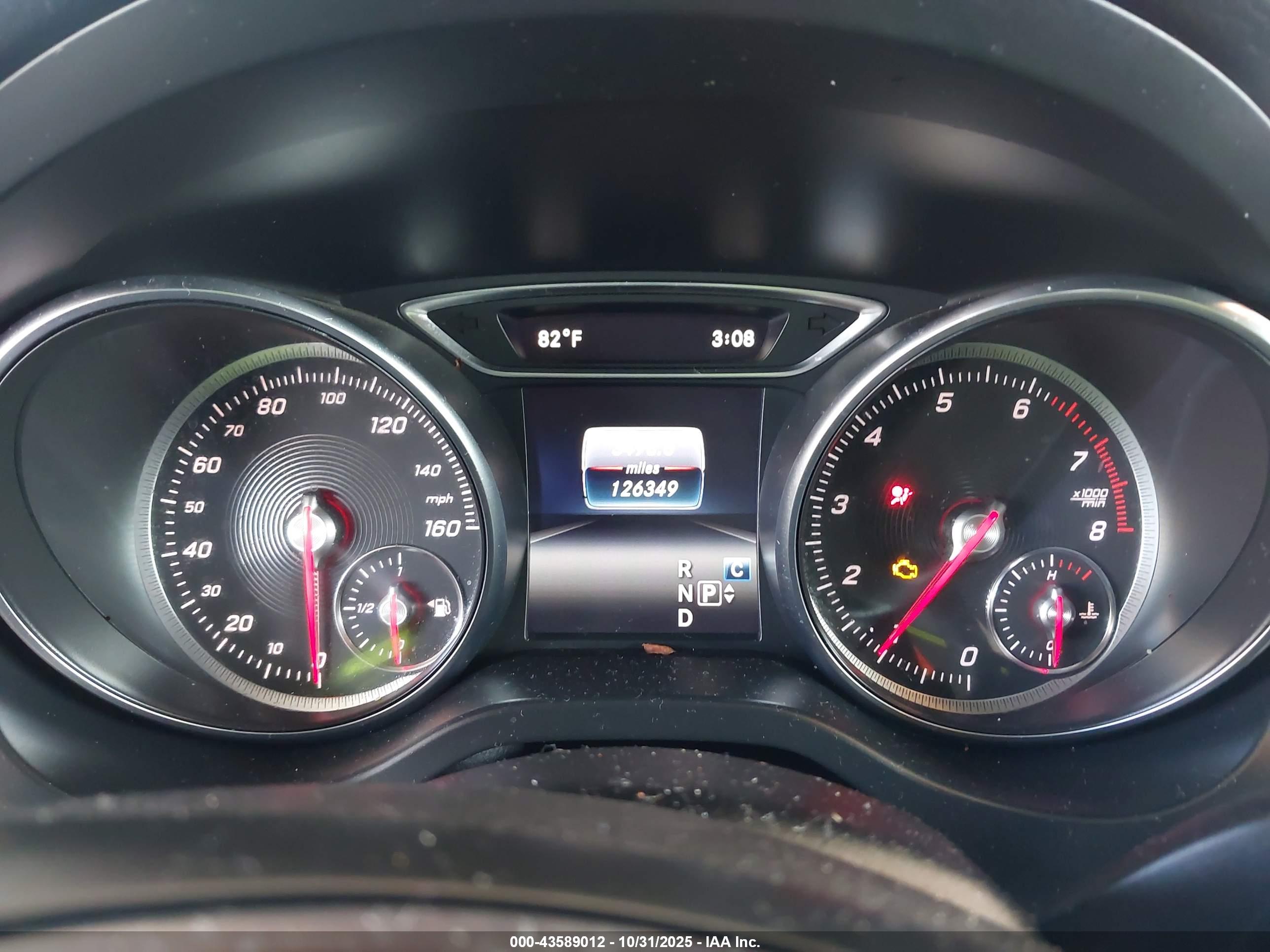 MERCEDES-BENZ GLA image 7