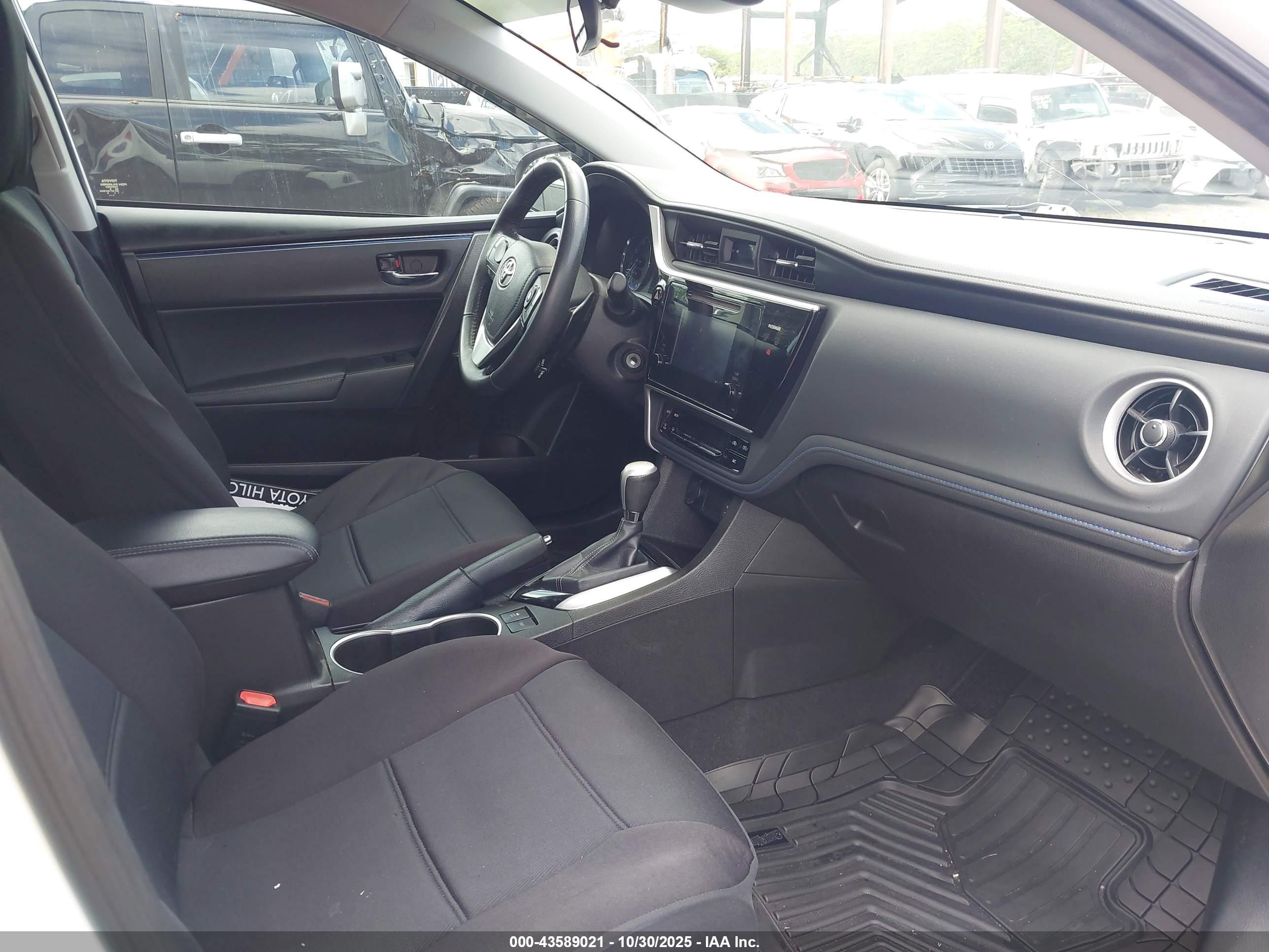 TOYOTA COROLLA image 5