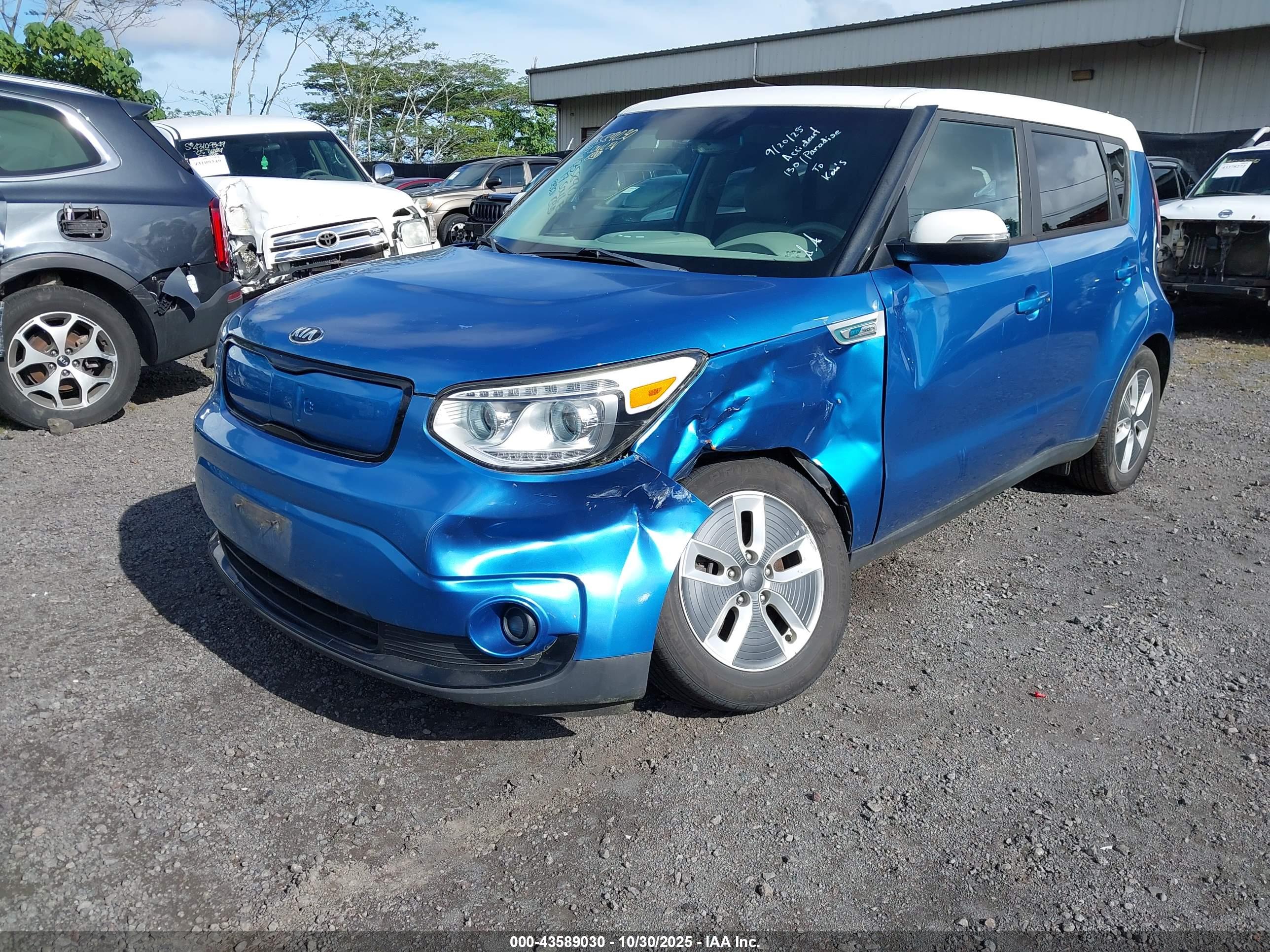KIA SOUL image 2